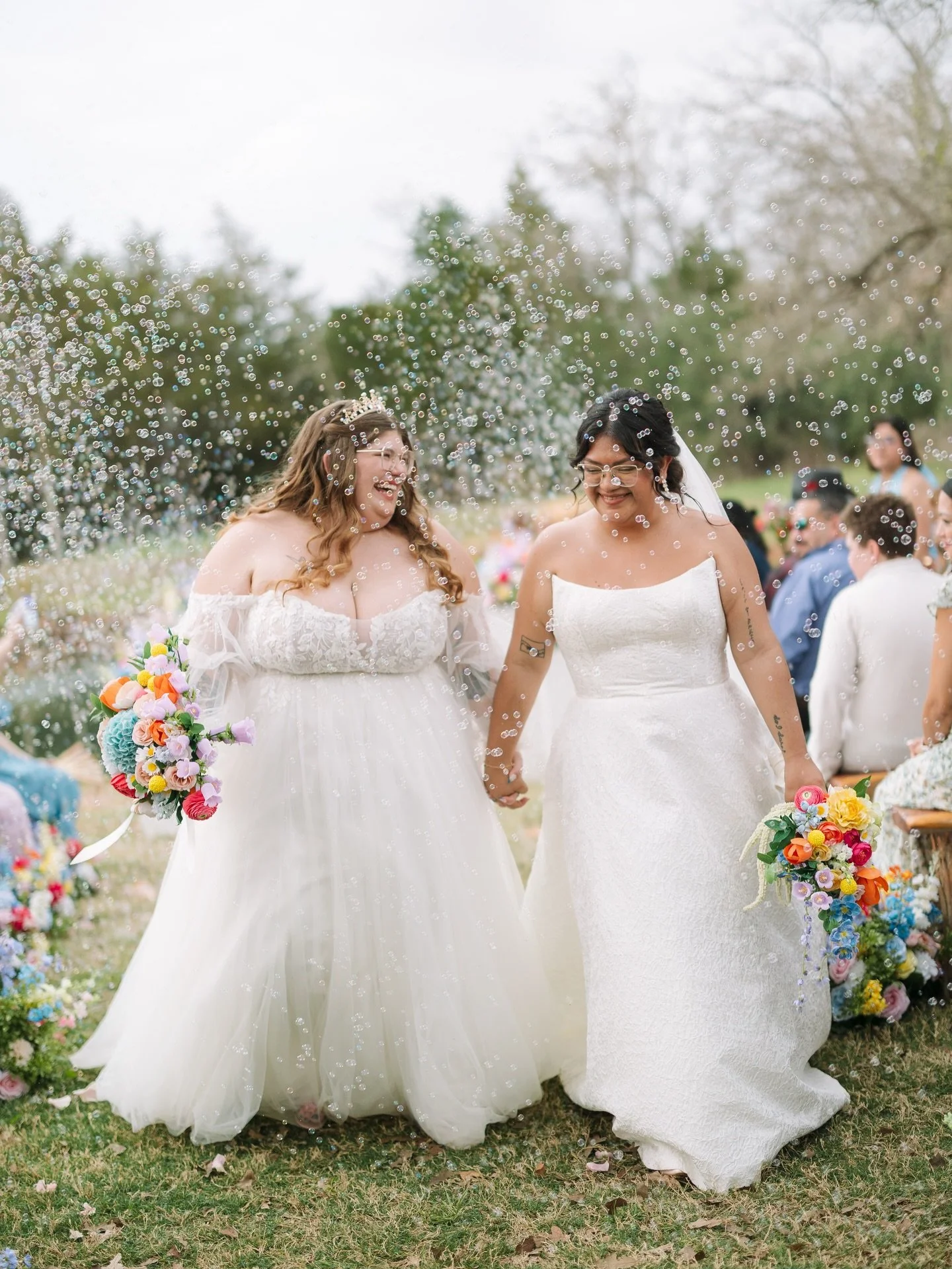 Sneak peeks from Nicole + Jaelyn&rsquo;s colorful spring wedding!! 💐💍

LGBTQ Wedding, LGBTQ Wedding Photographer, Queer Wedding Photographer, Austin Wedding Photographer, San Antonio Wedding Photographer