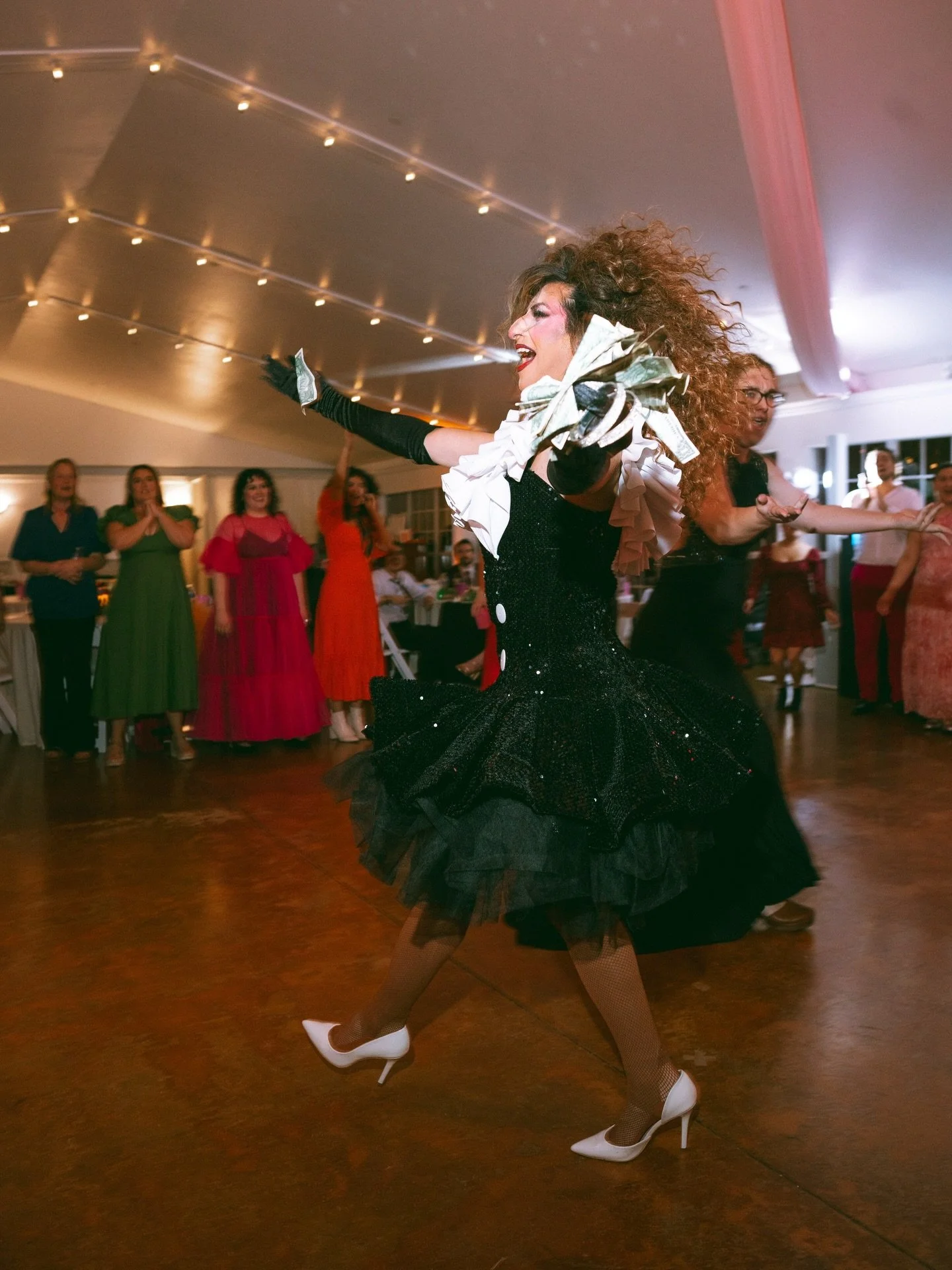 A post just for the Queens! 👑🌈✨💋

Austin Wedding Photographer, LGBTQ Wedding Photographer, Queer Wedding, Queer Wedding Photographer, San Antonio Wedding Photographer