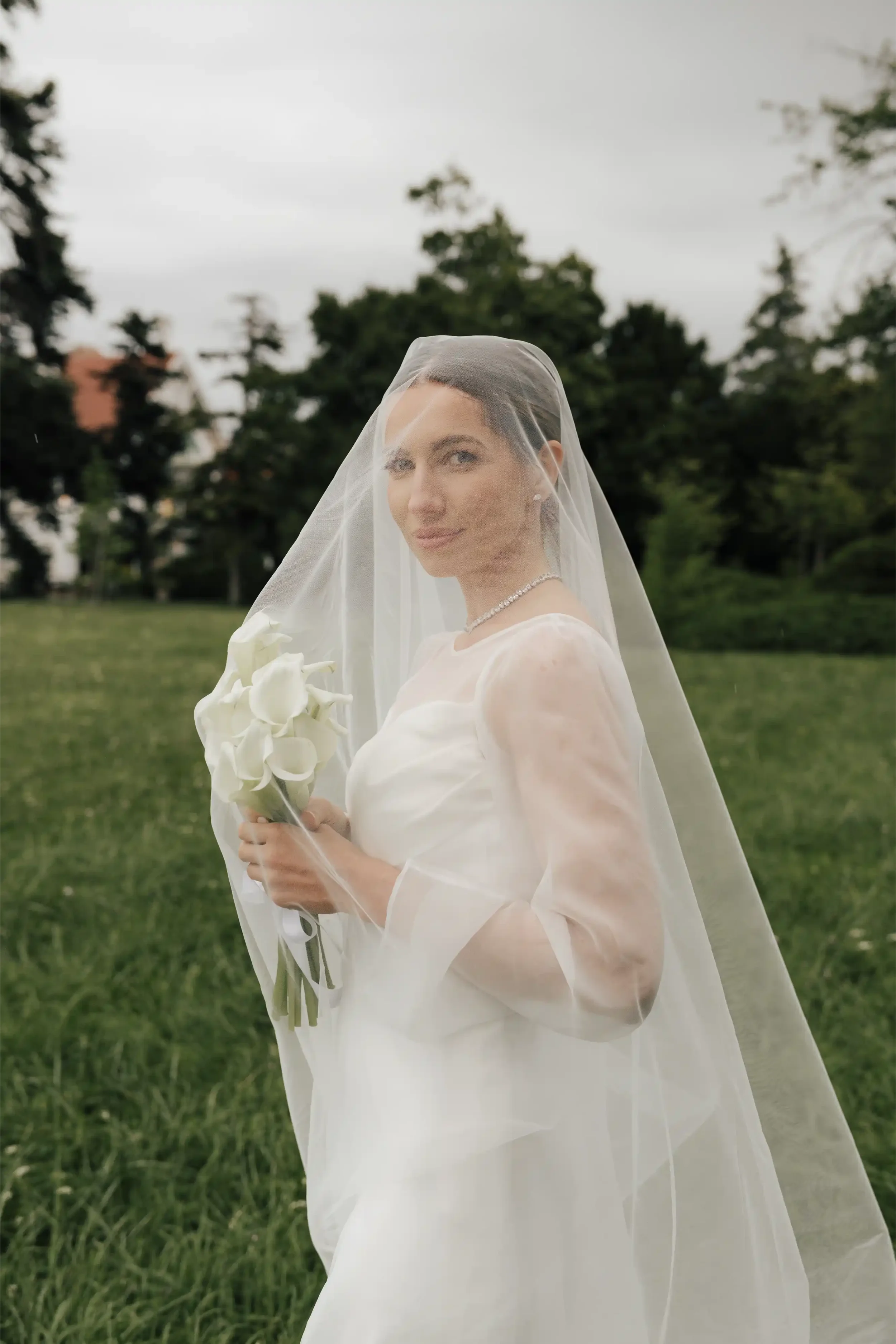 SchlossSchönau_EditorialWedding_eingerahmt-47.webp