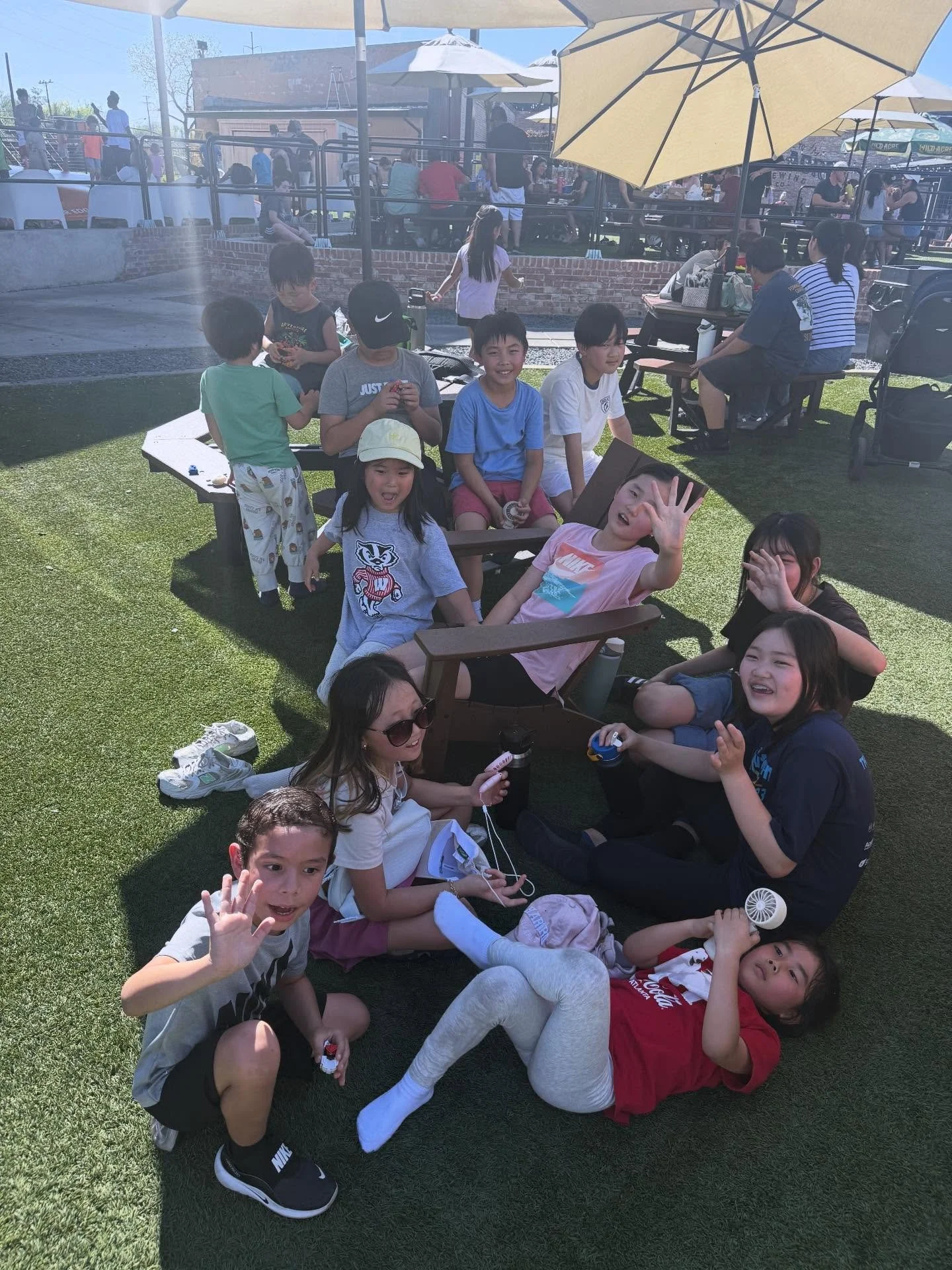 The Cross Church Education Department enjoyed a joyful outing today. During spring break, we had so much fun together, shared a delicious dinner, and made wonderful memories.

더크로스교회 교육부에서 오늘 즐거운 아웃팅을 다녀왔습니다^^ 봄방학 기간에 함께 마음껏 즐기고, 맛있는 저녁도 나누며, 참 아름답고 