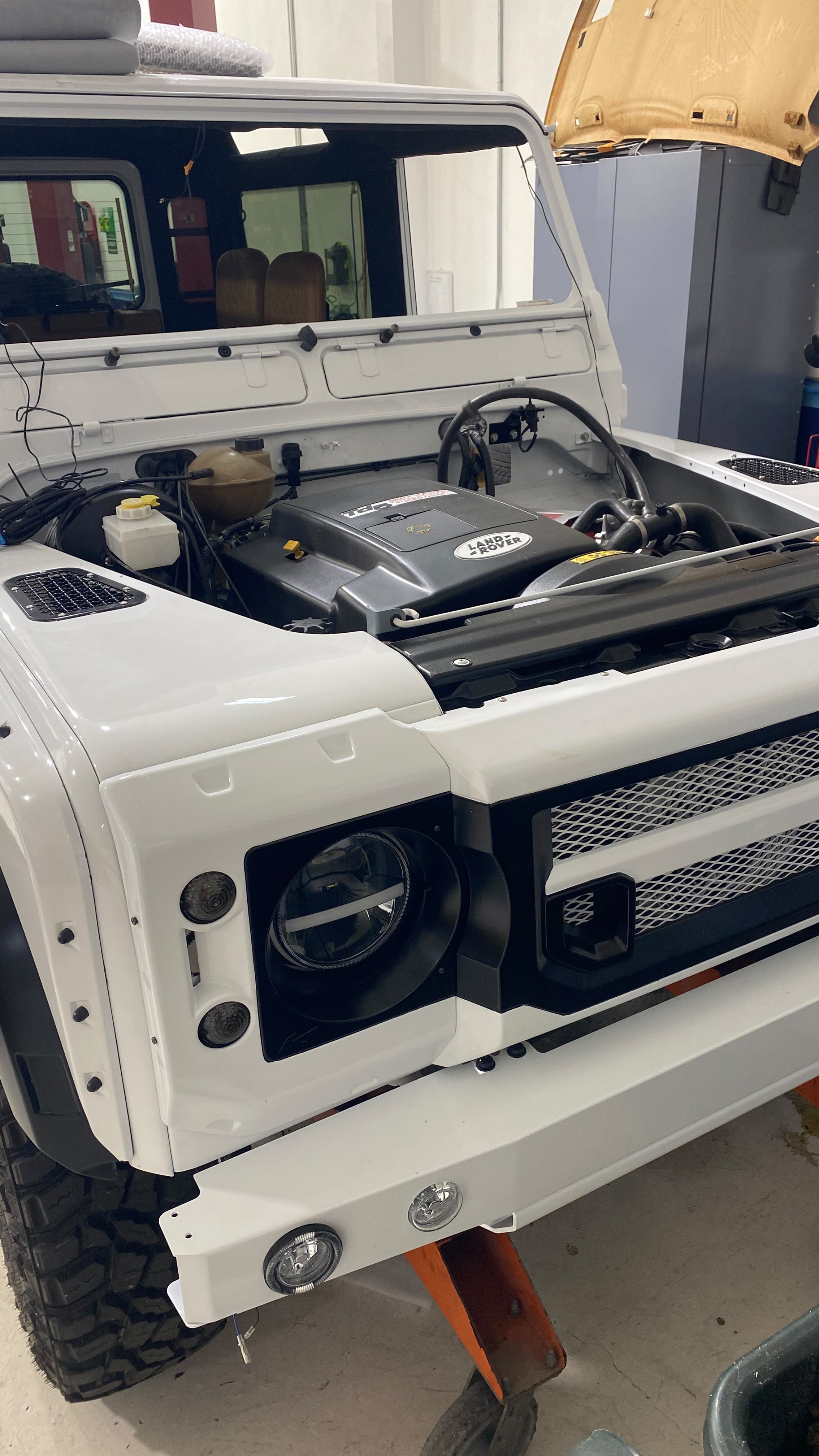Looking forward to 2025 and unveiling more custom defenders. We have two more ground up defender builds in the works and will be ready for the road very soon. Stay tuned! We offer premium paint/color correction, ceramic coating, servicing and total c