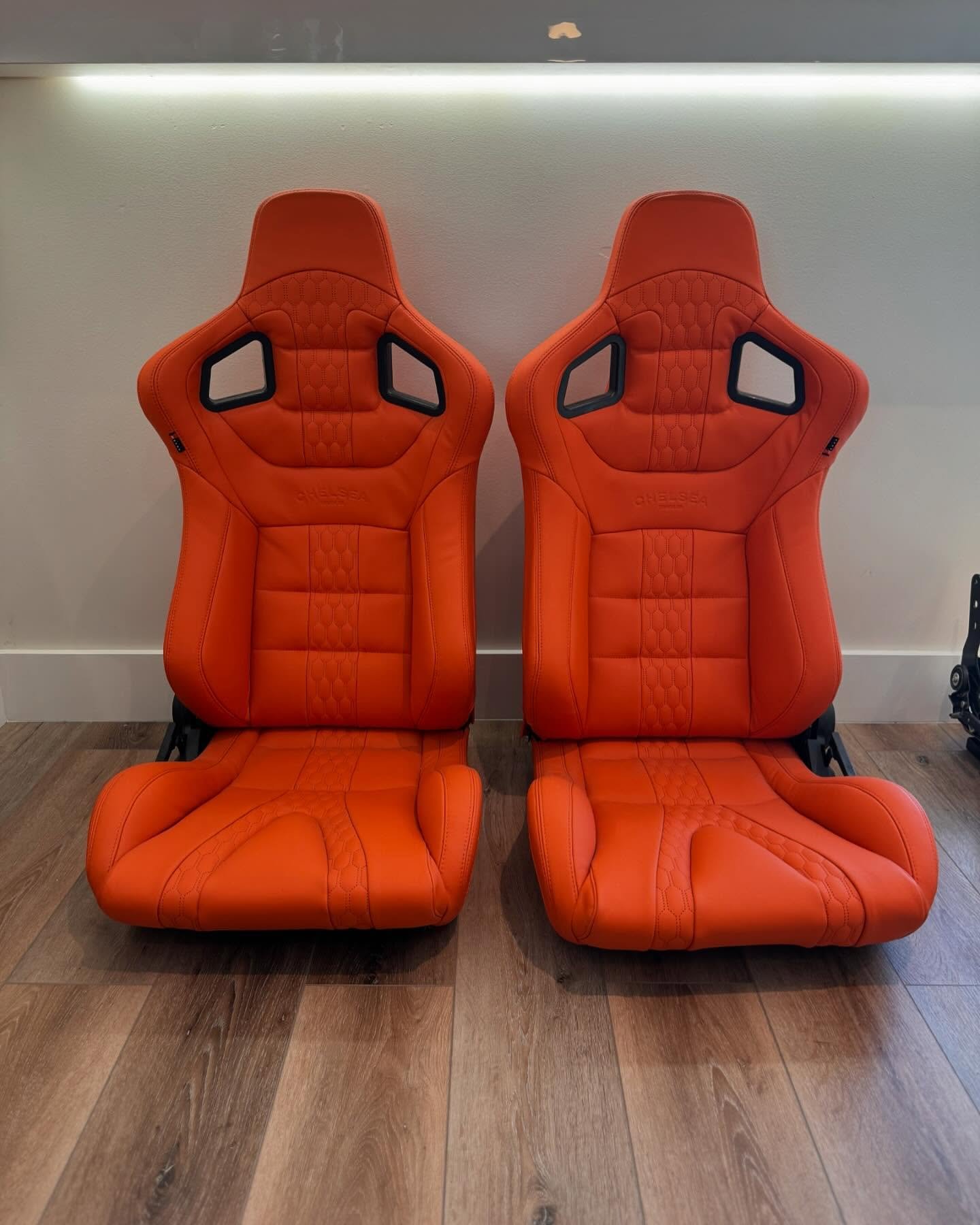 INTERIOR UPGRADES | After our client came in for paint correction then decided to upgrade their Jeep interior with these sporty orange burst Chelsea Truck Co. Seats.
Call or WhatsApp on (345) 929-6983
@chelseatruckco
#caymanislands #grandcayman