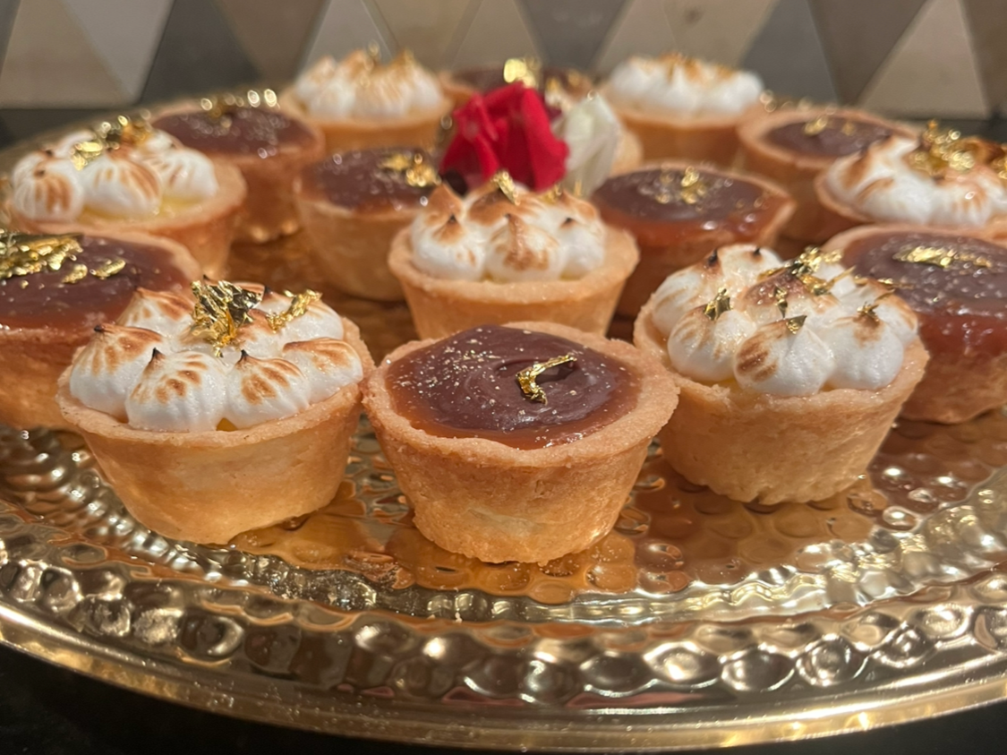 lemon+tarts+and+salted+caramel+chocolate+tarts.png