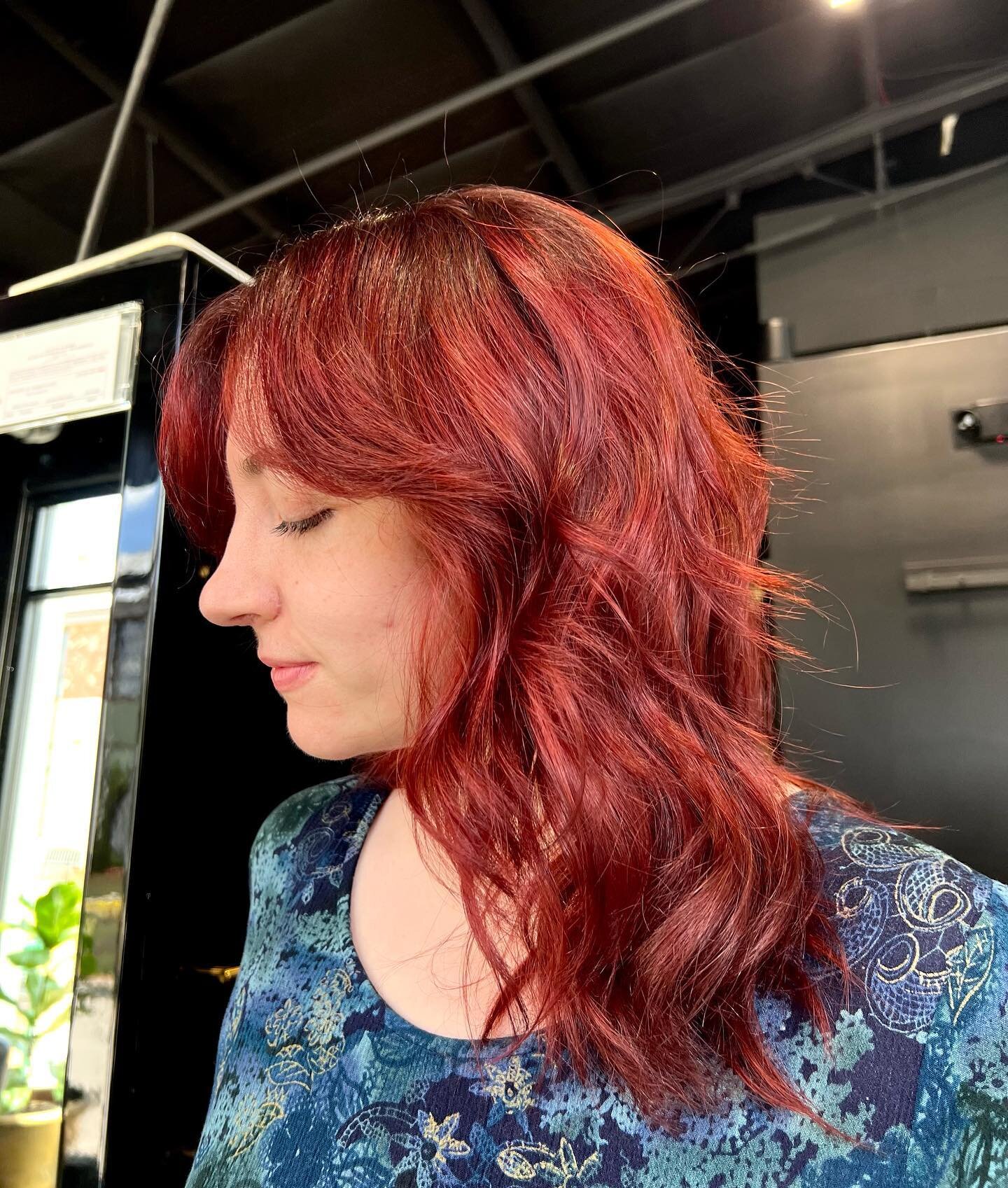 Such a gorgeous red ❤️
Stylist: @pabstbluesnippin

#huntsvillehair #huntsvillehairstylist #freshair #blonde #stovehouse #huntsvillealabama #huntsvillehairdresser #rocketcity #redhead #hairgoals #hairstyle #behindthechair #theparlorhairsalon #theparlo