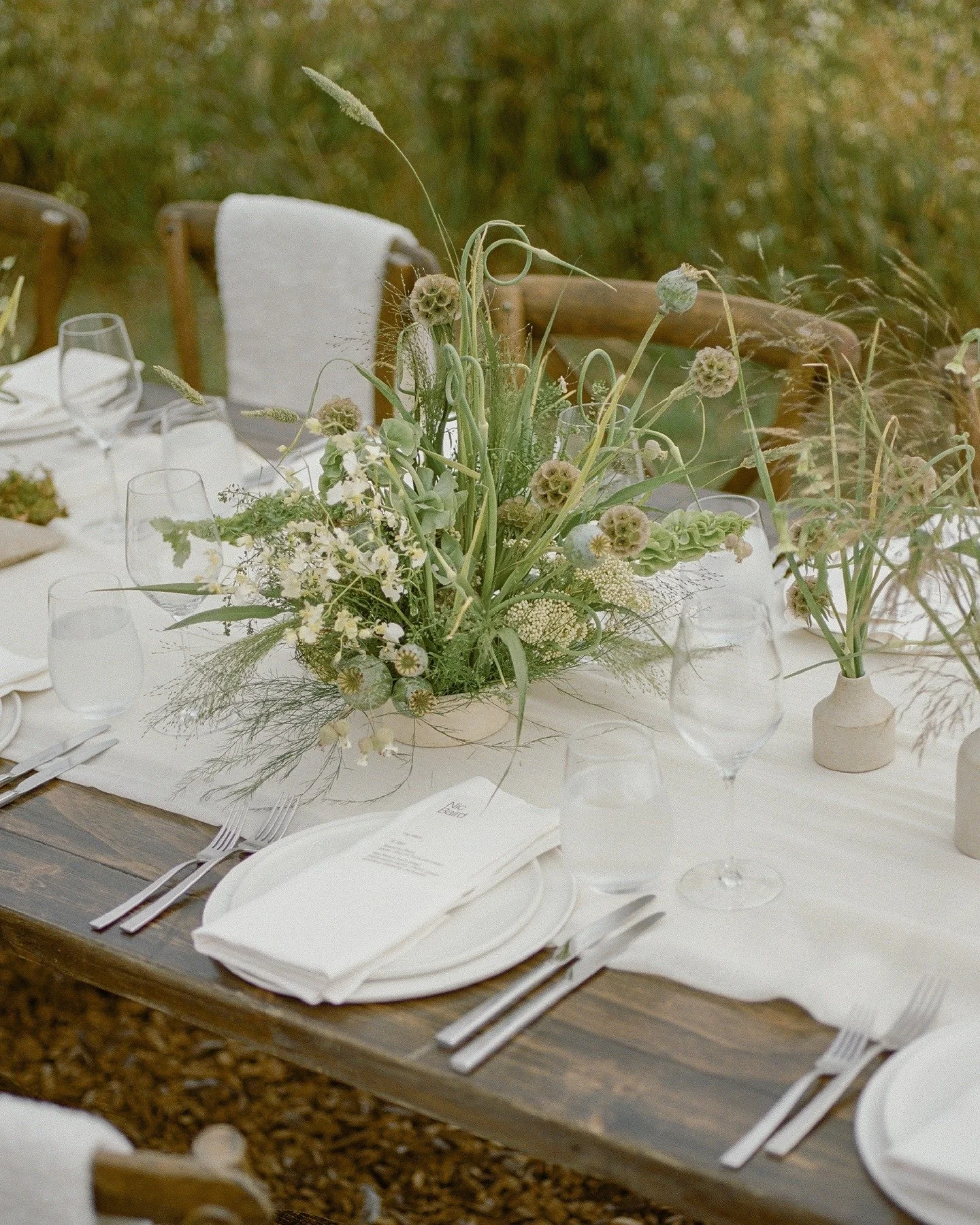 For I&amp;N, late spring moments at @thesearanchlodge, where the edge of the earth was abloom over the ebb and flow of the sea, @colinandlakin effortlessly captured all the flowers on film, including a textural bouquet we dreamed of making for many m