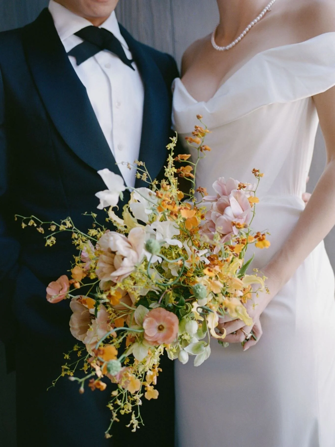 When the full gallery by the amazing @albanykatz hits&hellip;More moments from AMJE&rsquo;s day, impeccably planned by @downeystreetevents @kristennakano , a playful take on spring. 

This one lives rent free in our minds ✨

The talented team!
Planni