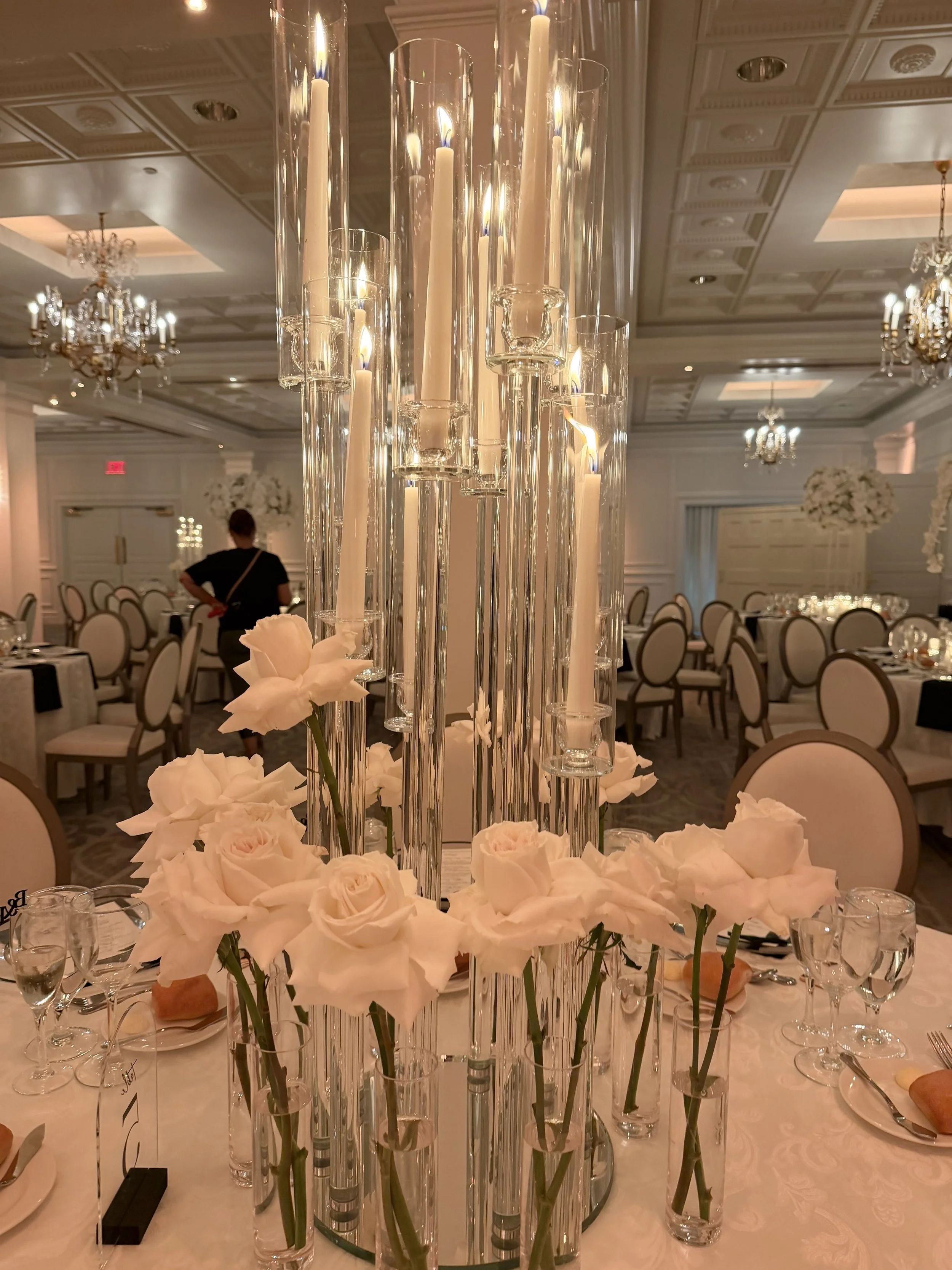 Reception florals at The Palace at Somerset Park, by Blooms by Lily