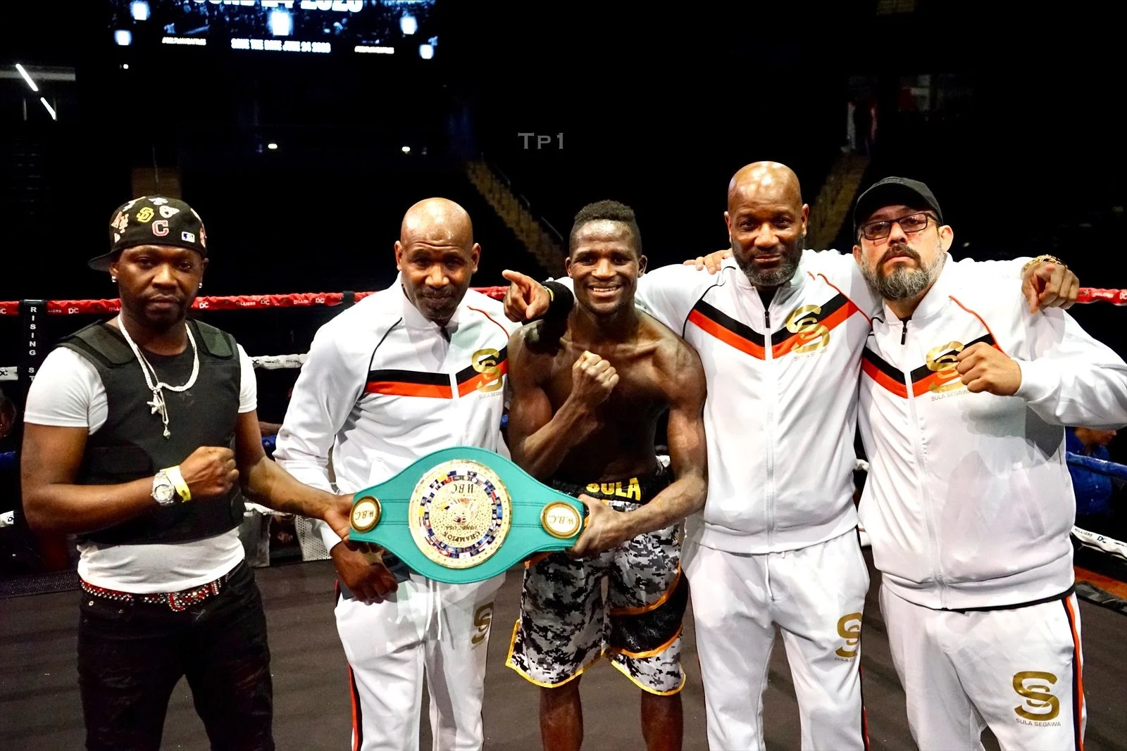 Sulaiman Segawa wins WBC U.S featherweight title, with tko over Lopez.