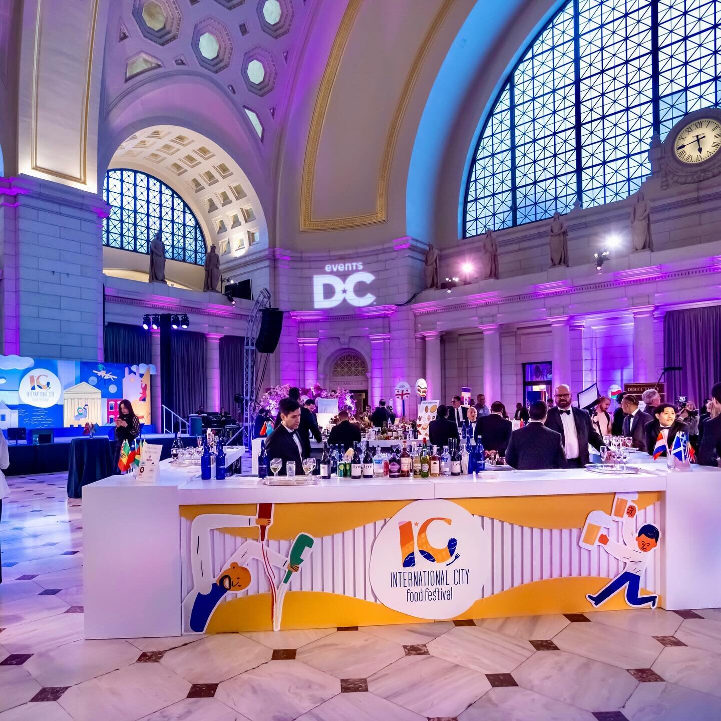 Reflecting on the incredible Embassy Chef Challenge experience we had the honor of organizing, hosted by Events DC! 🌍🍴✨ From meticulously crafted decorations to captivating performances to delicious dishes from each embassy, every detail set the st