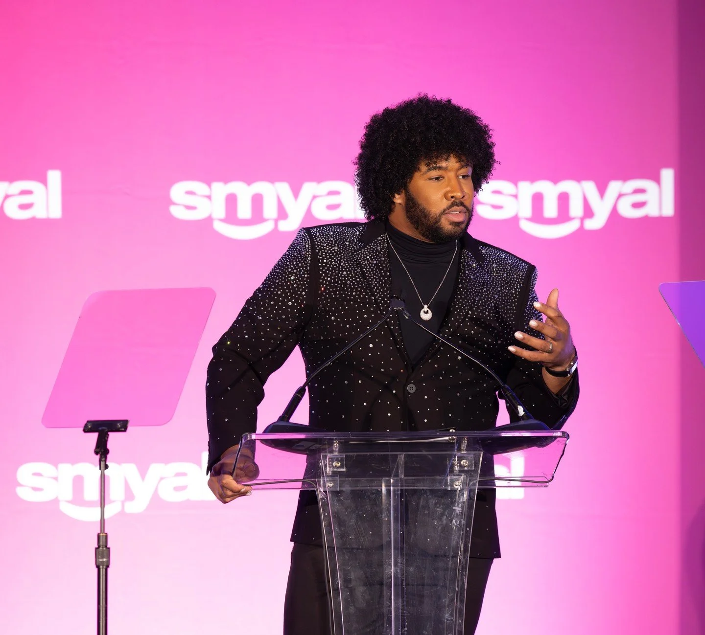 What an inspiring morning at SMYAL&rsquo;s 28th Annual Fall Brunch! 🏳️&zwj;🌈✨ Hosted at the @mhmarquiswdc by @MSNBC&rsquo;s @eugenedaniels2 and Drag Queen @tarahoot, this year&rsquo;s brunch brought together #LGBTQ+ youth, allies, and supporters fo