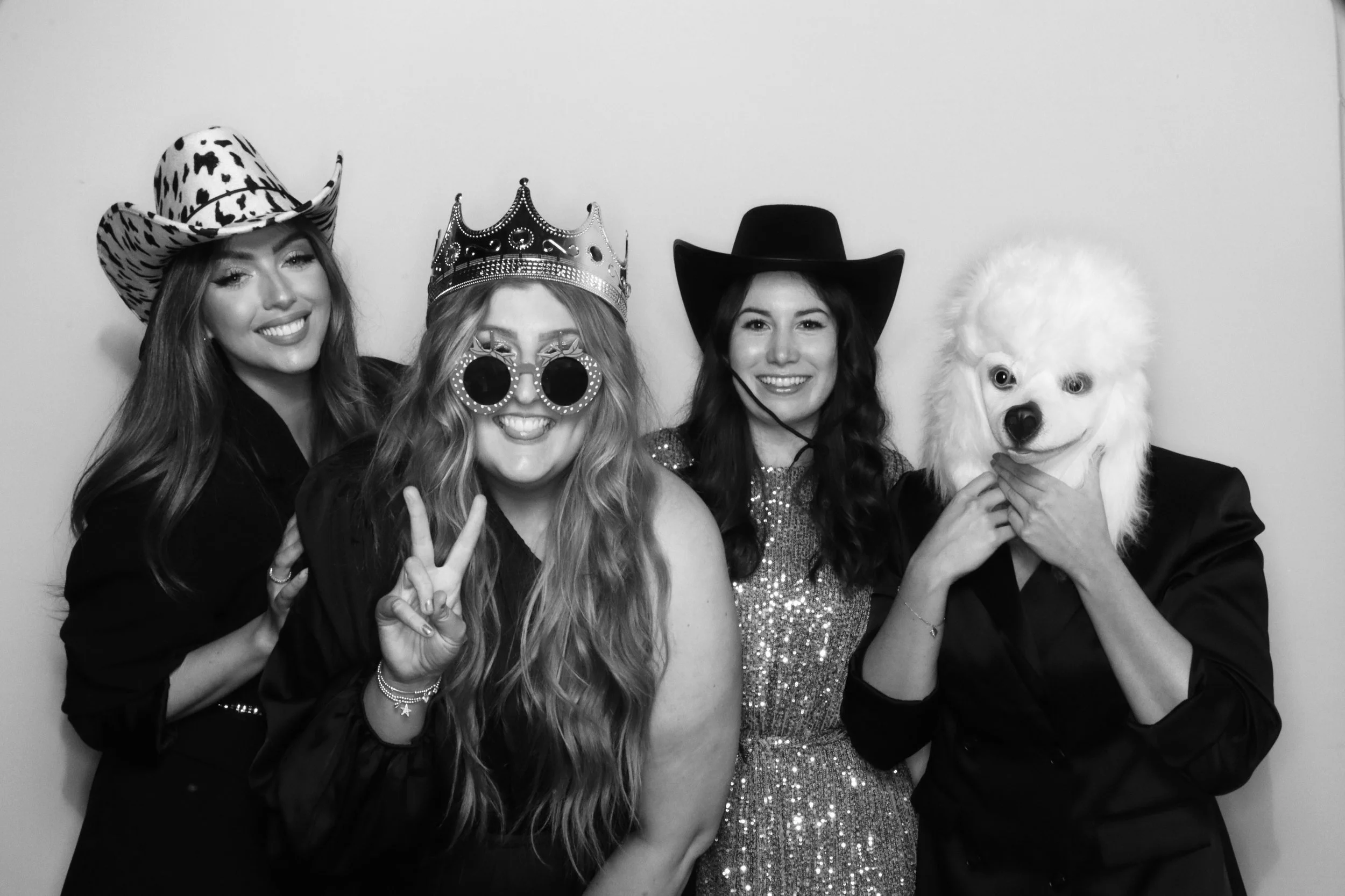 friends In glamour booth for birthday party