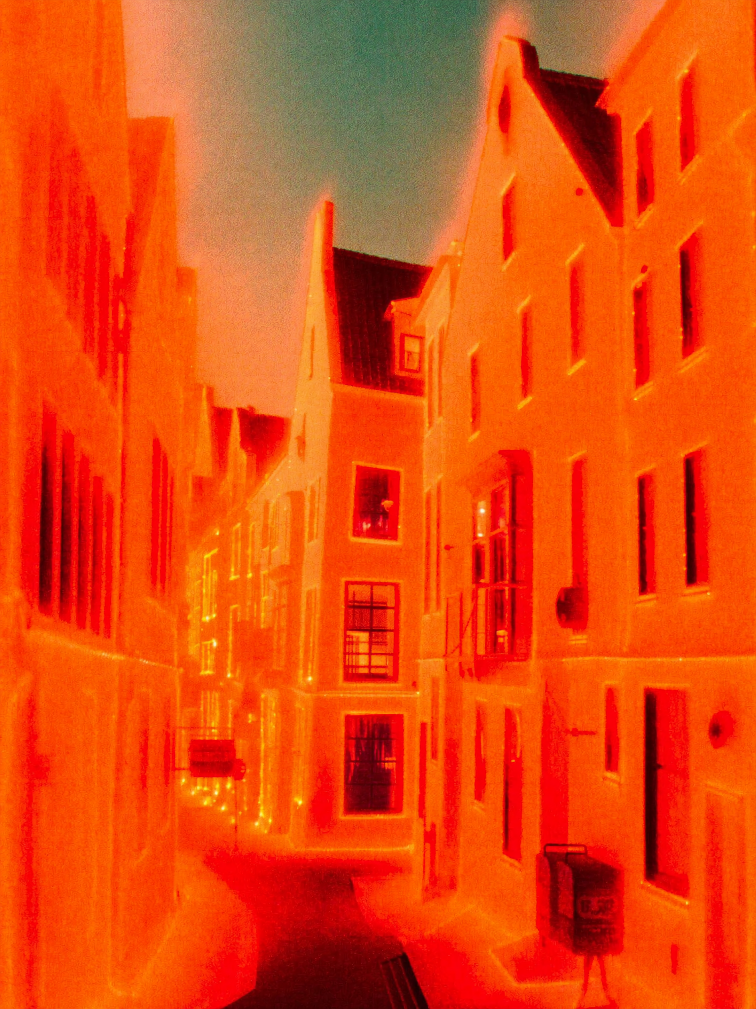 hf_20260321_115630_f66b897d-0cb5-4501-a4d2-6cf82c845d7d.png