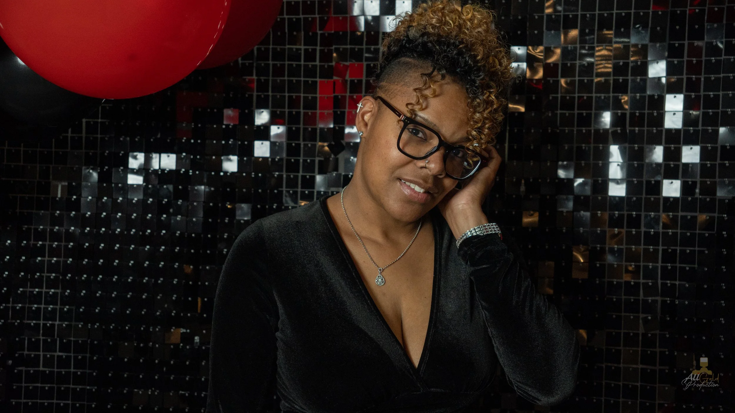 TRAVIS BLACK AND RED PARTY-92.jpg
