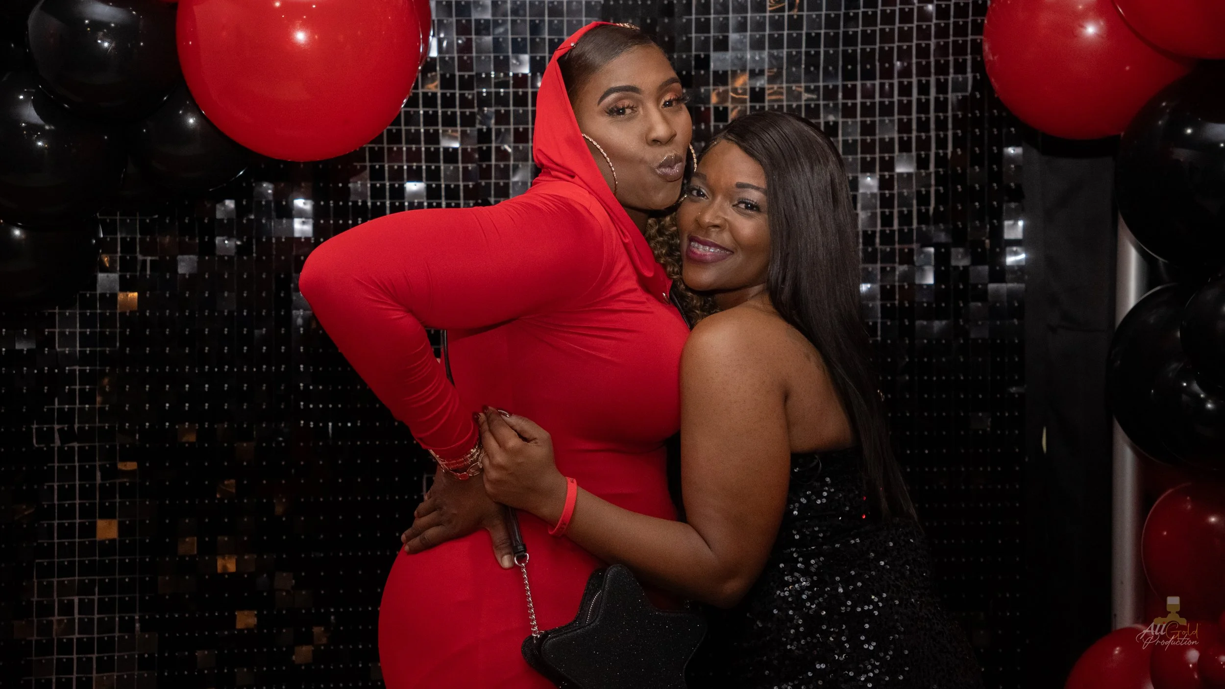 TRAVIS BLACK AND RED PARTY-236.jpg