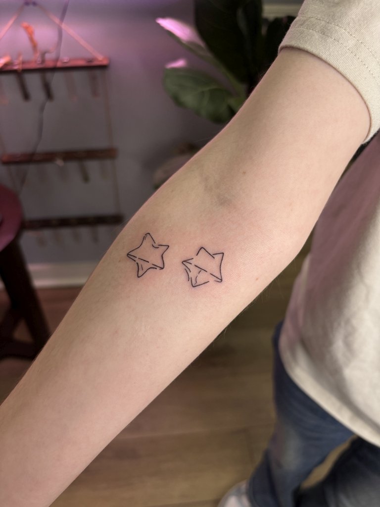 Zara 2 Star Arm.jpg