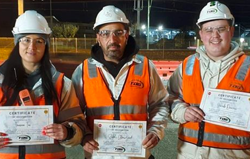 Teamwork prevents house fire.