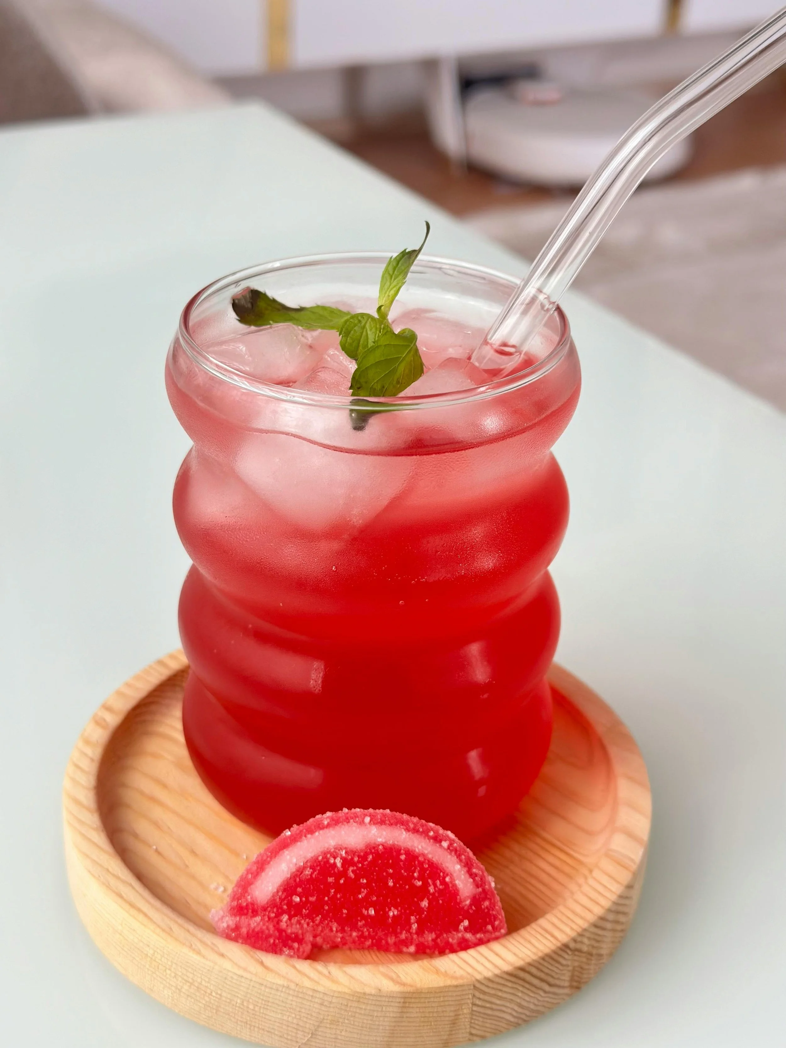 TheGly Supplementation in Postmenopausal Women