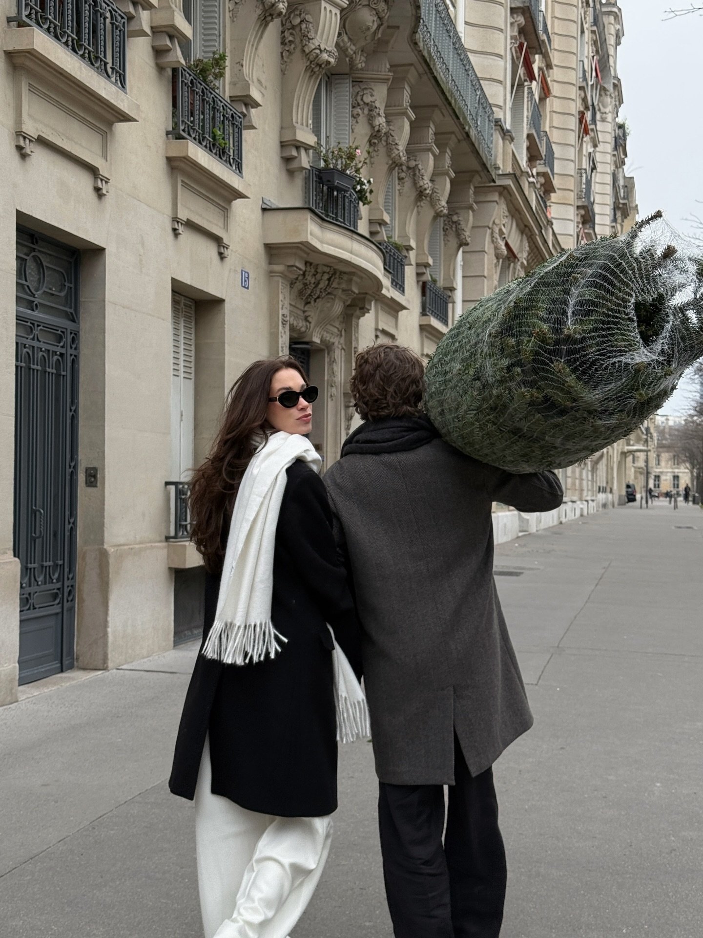 finally back home to Paris, just in time for christmas