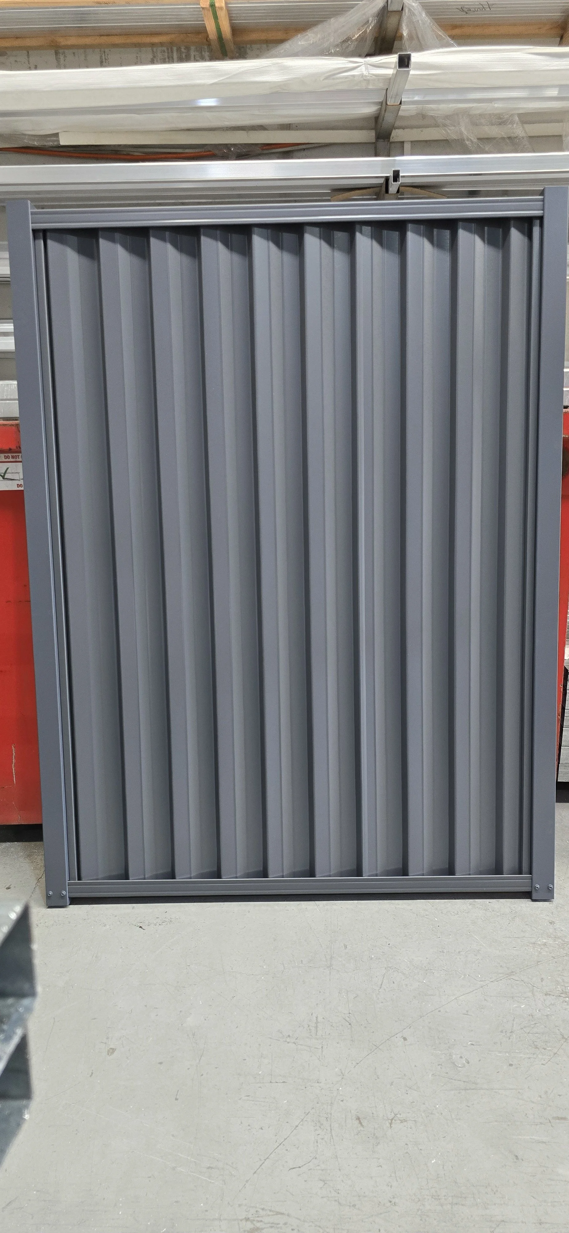 Single Gate Assembled