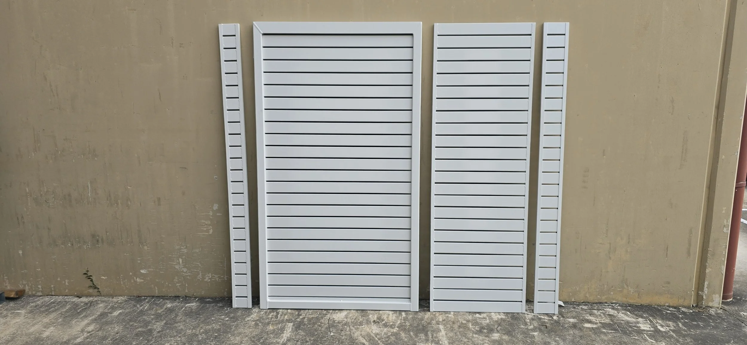 Horizontal Slat Panel & Gate