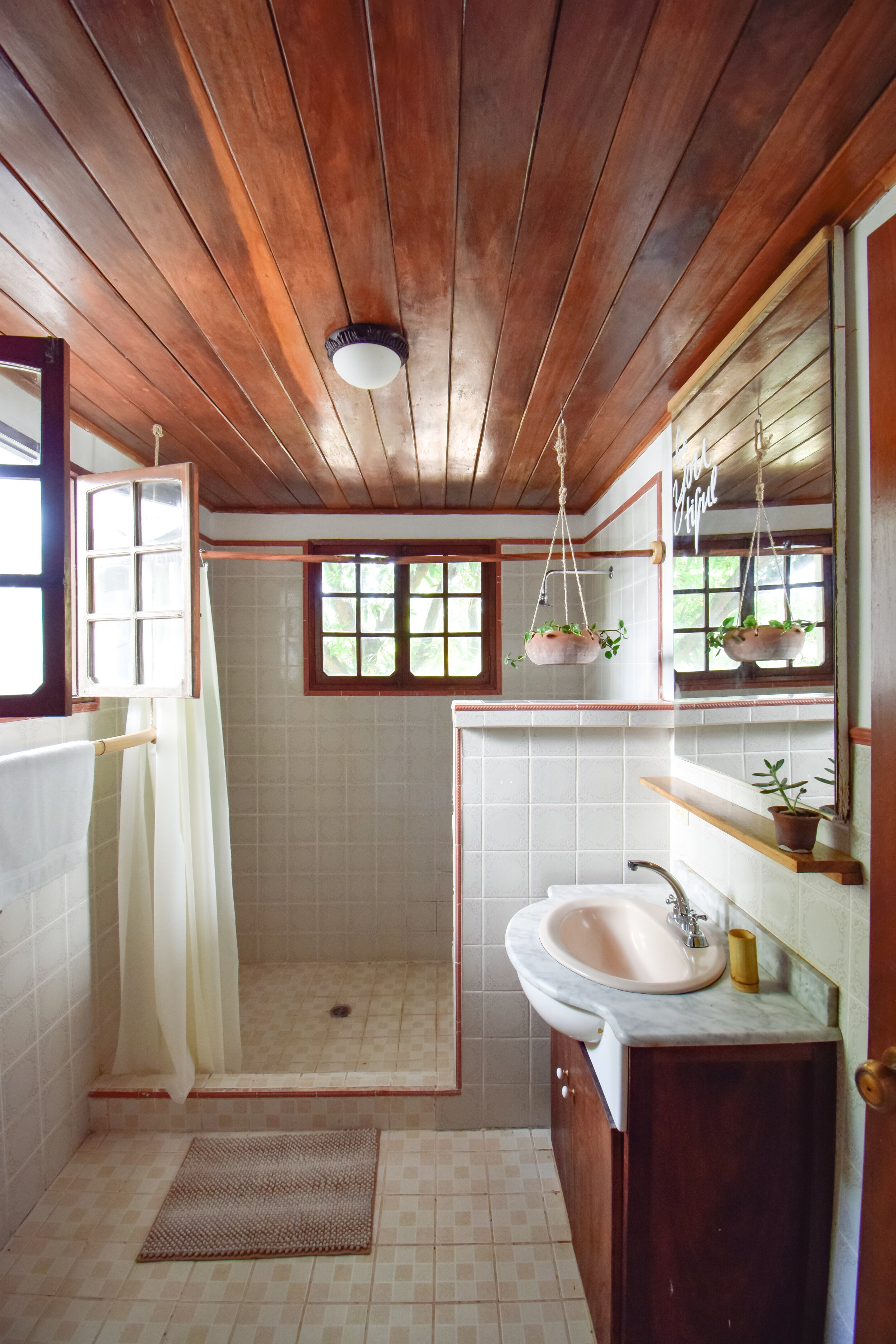 bathroom.jpeg