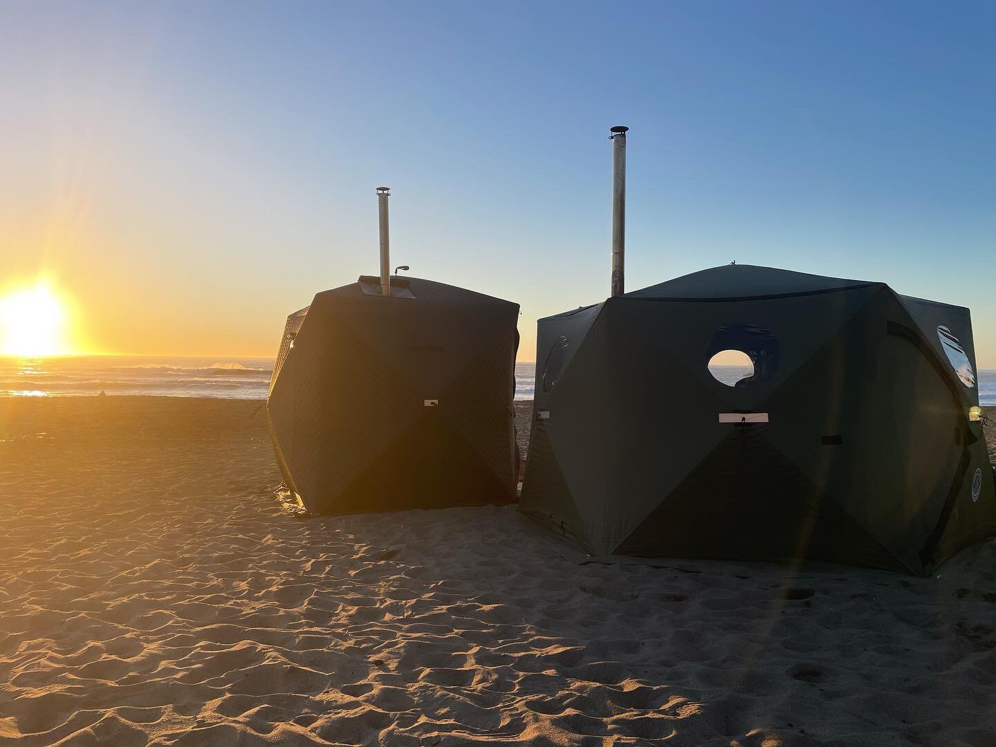 Our two new tents got to keep people cozy at the Kelp Classic invitational surf competition today.  A beautiful day on the coast just got more lovely. inquire about rentals at info@mendosauna.com