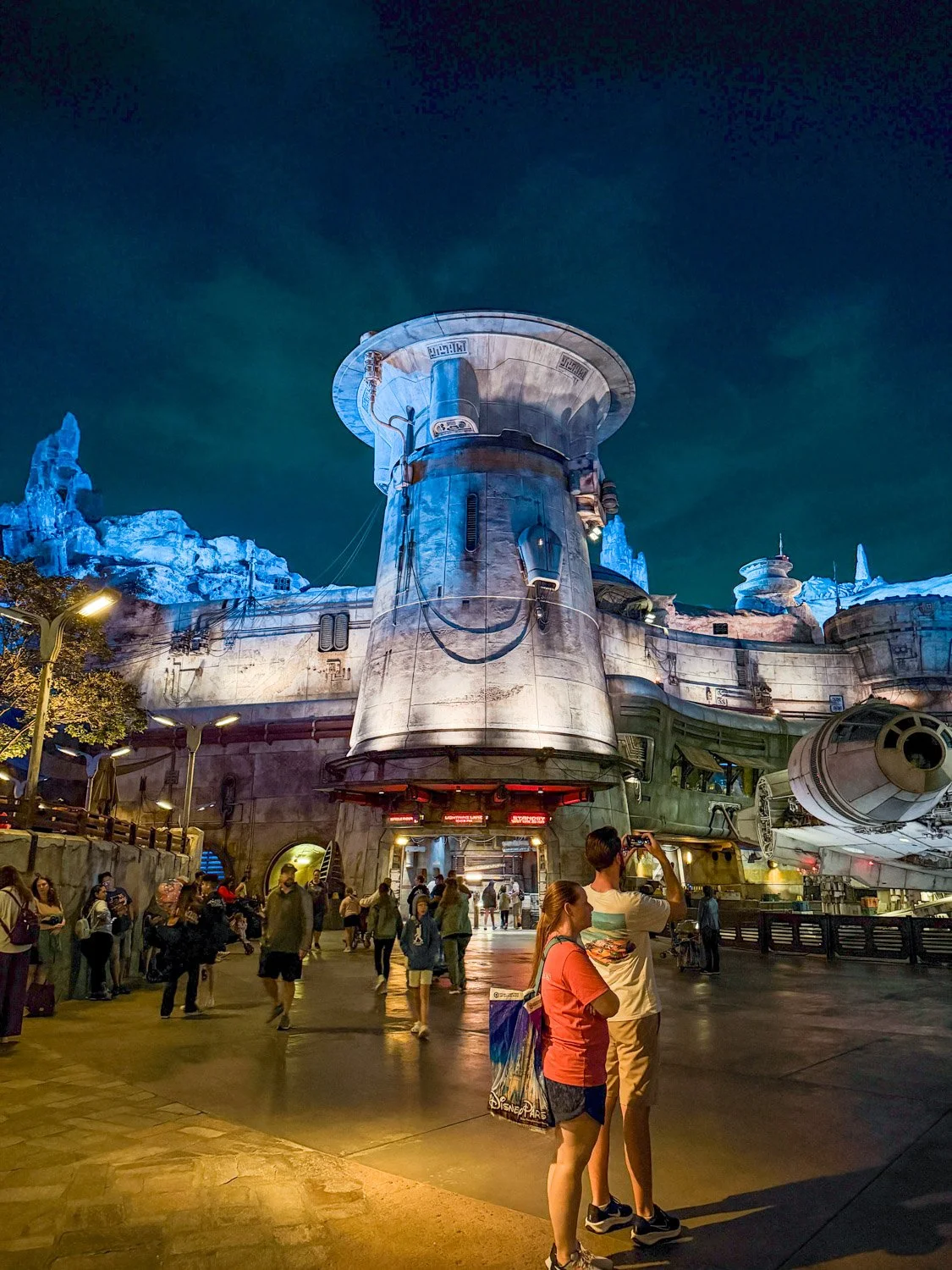 Ultimate Guide to Disneyland for First-Timers