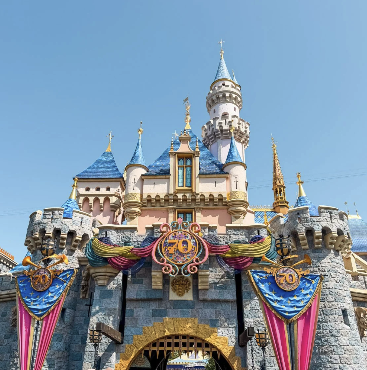 Dinseyland Castle