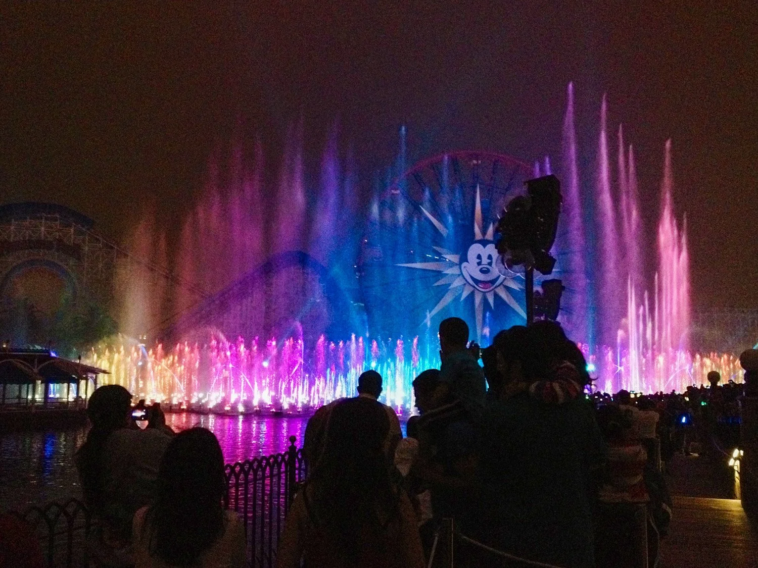 Disneyland vs. Disney California Adventure