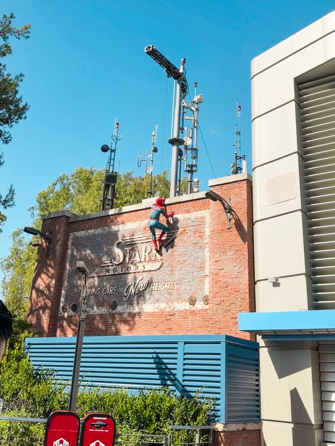 Disneyland vs. Disney California Adventure