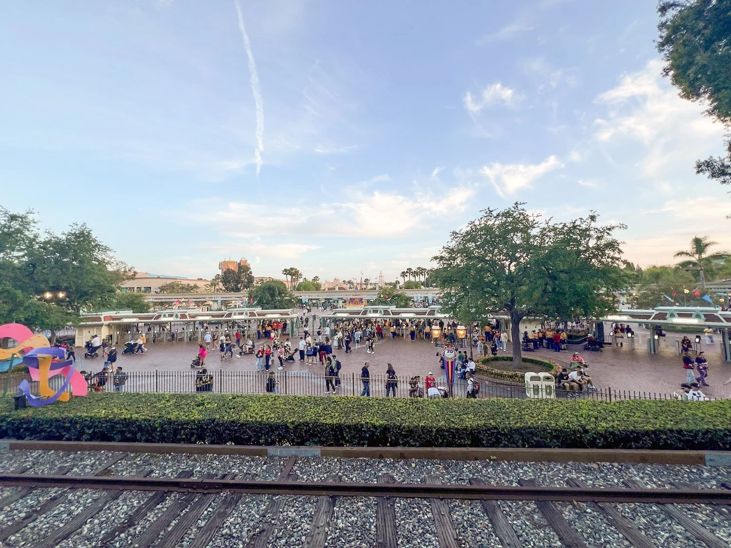 Ultimate Guide to Disneyland for First-Timers