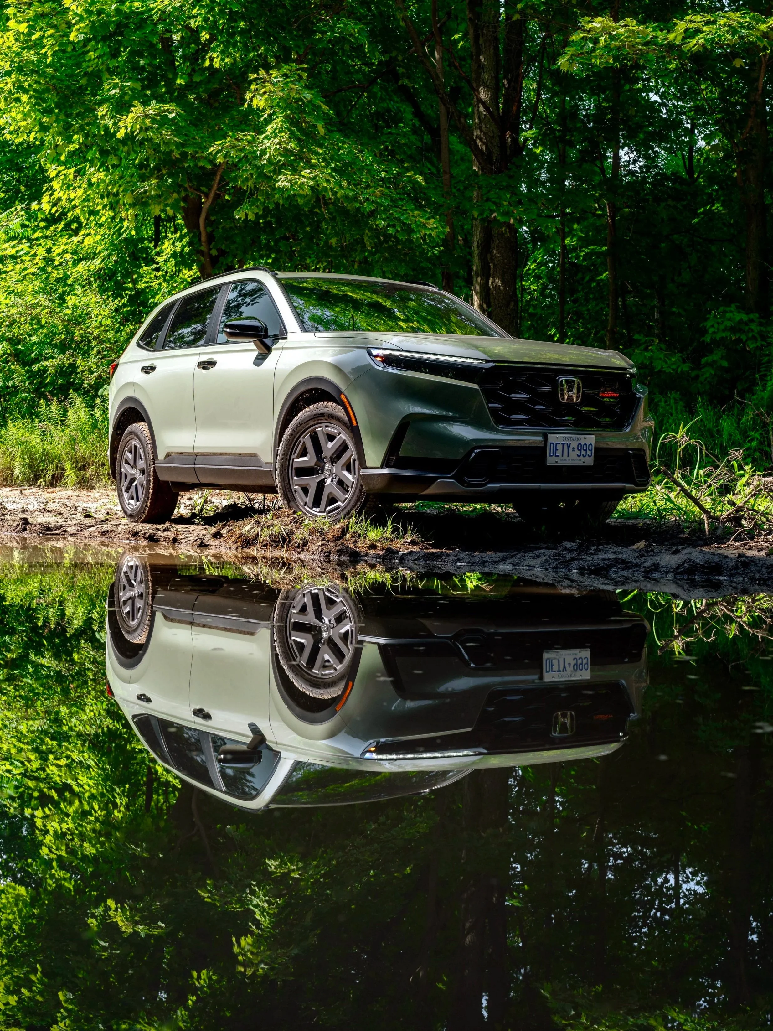 Honda CR-V Hybrid TrailSport Water Reflection Photography