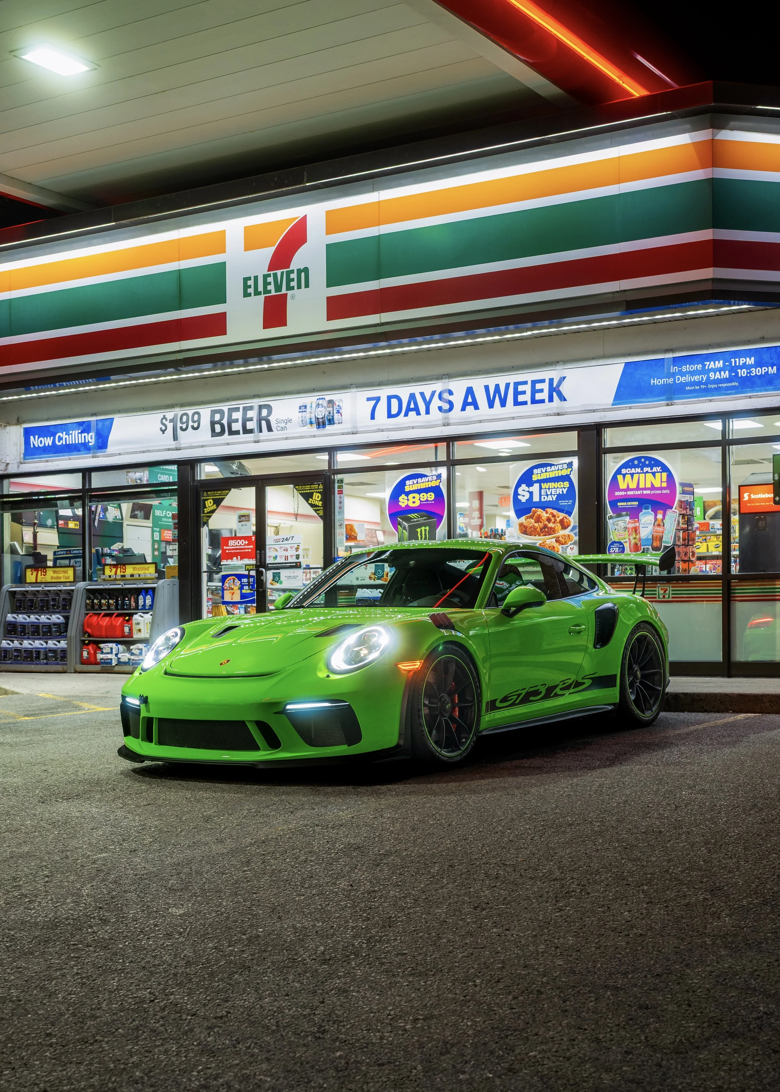 Porsche 911 GT3RS at 7eleven