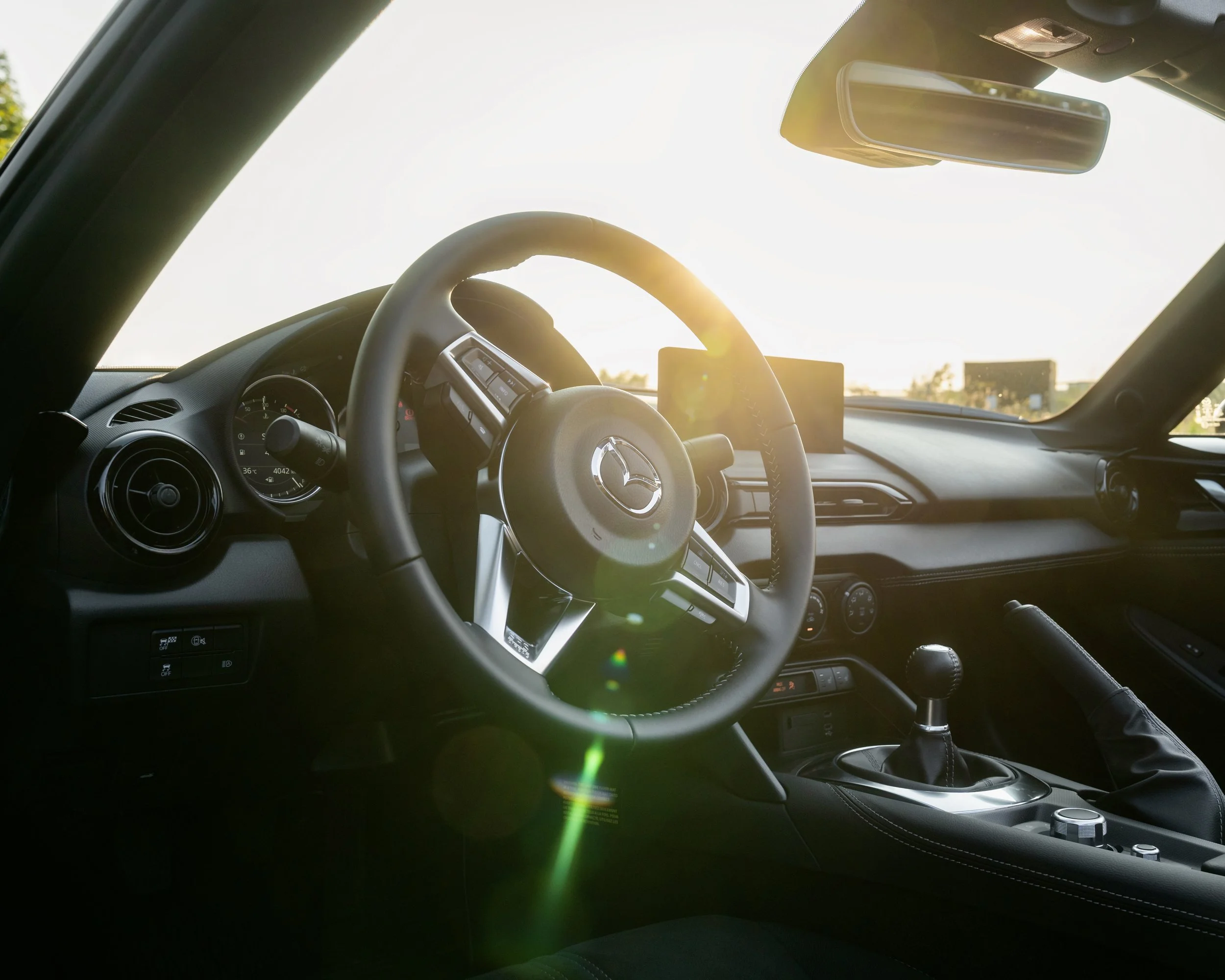 Mazda MX-5 Interior Photos