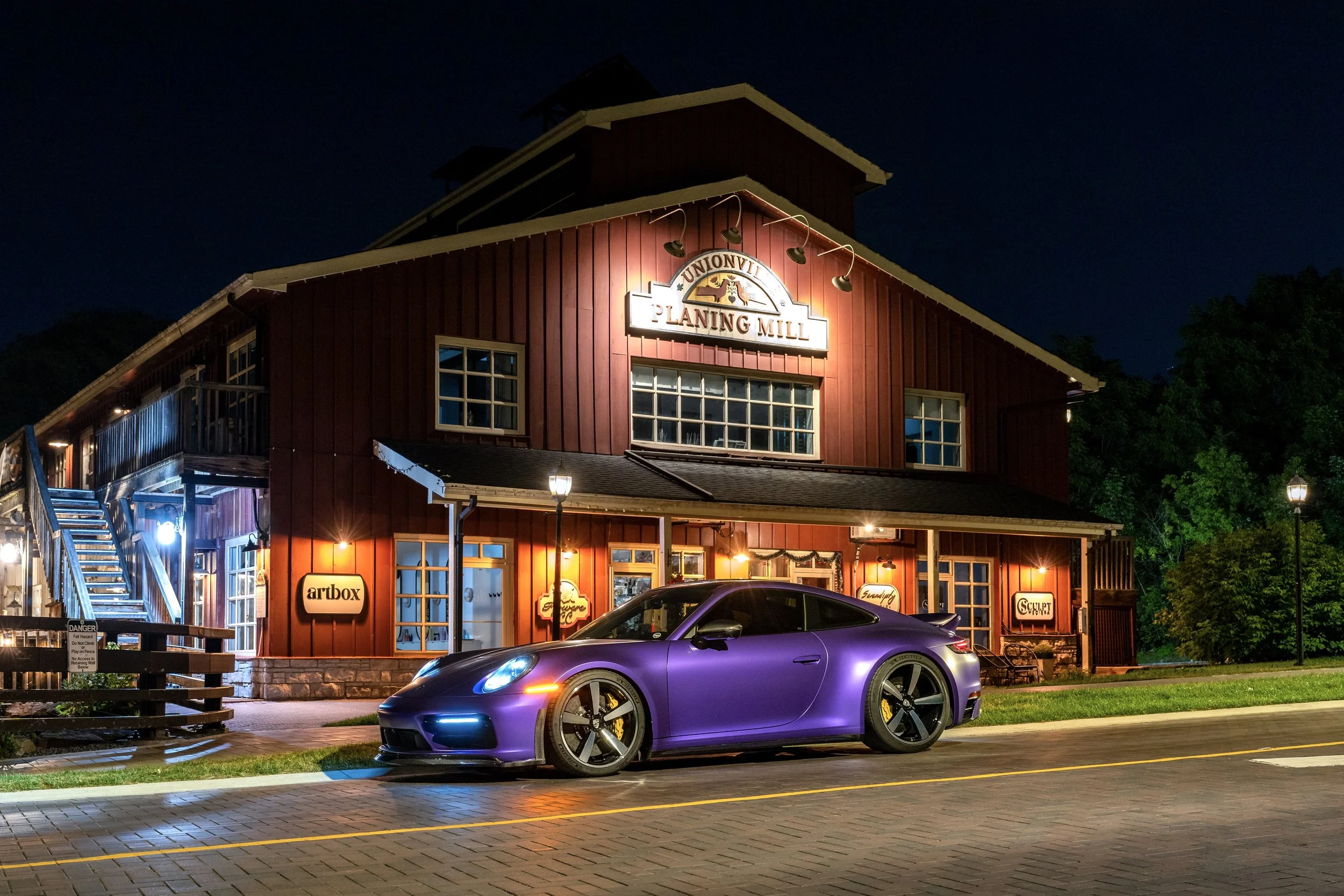 Custom-built Porsche 911 Nighttime Photography