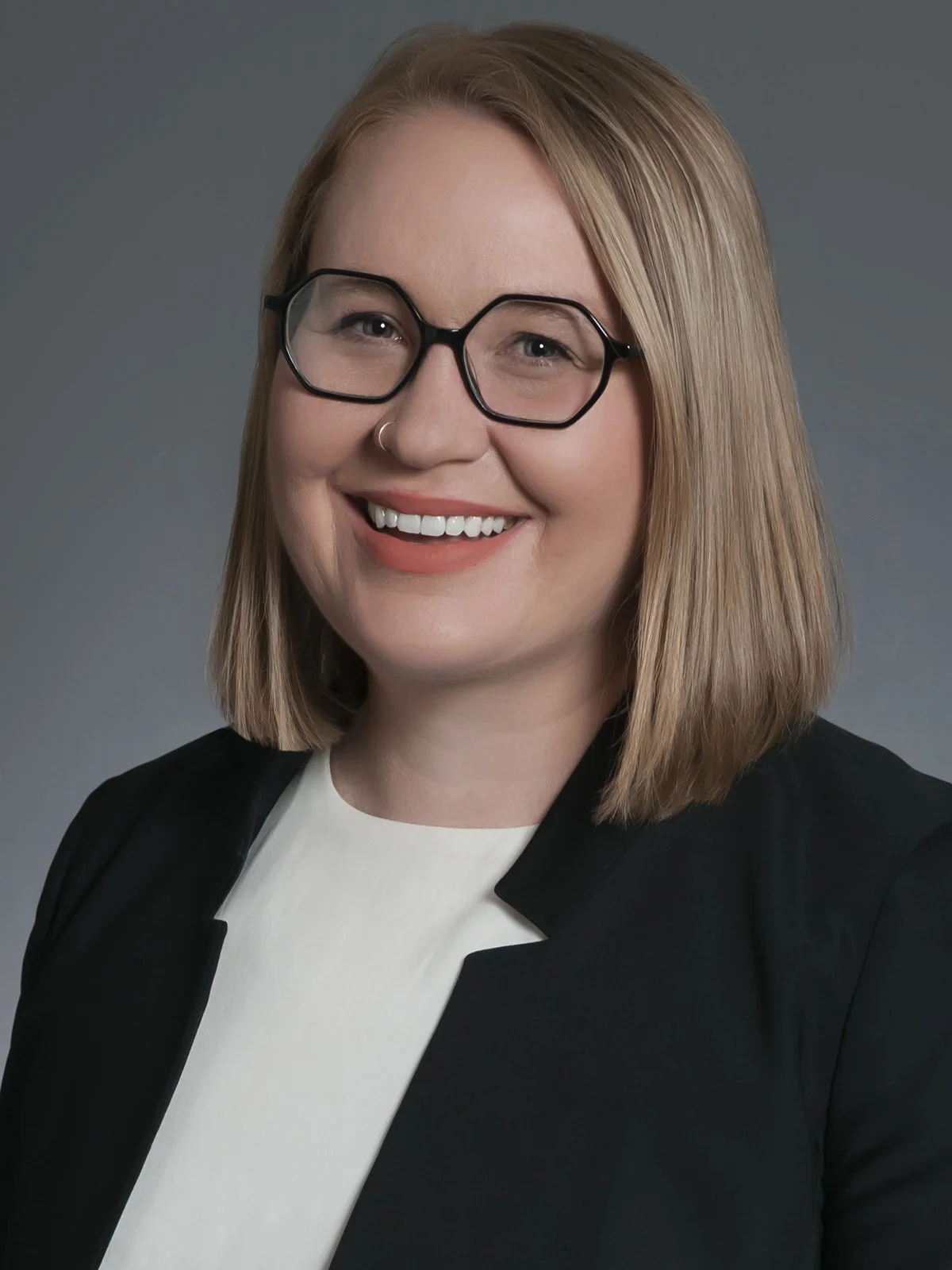 Bio_Karrie Miner — SVP Chicago