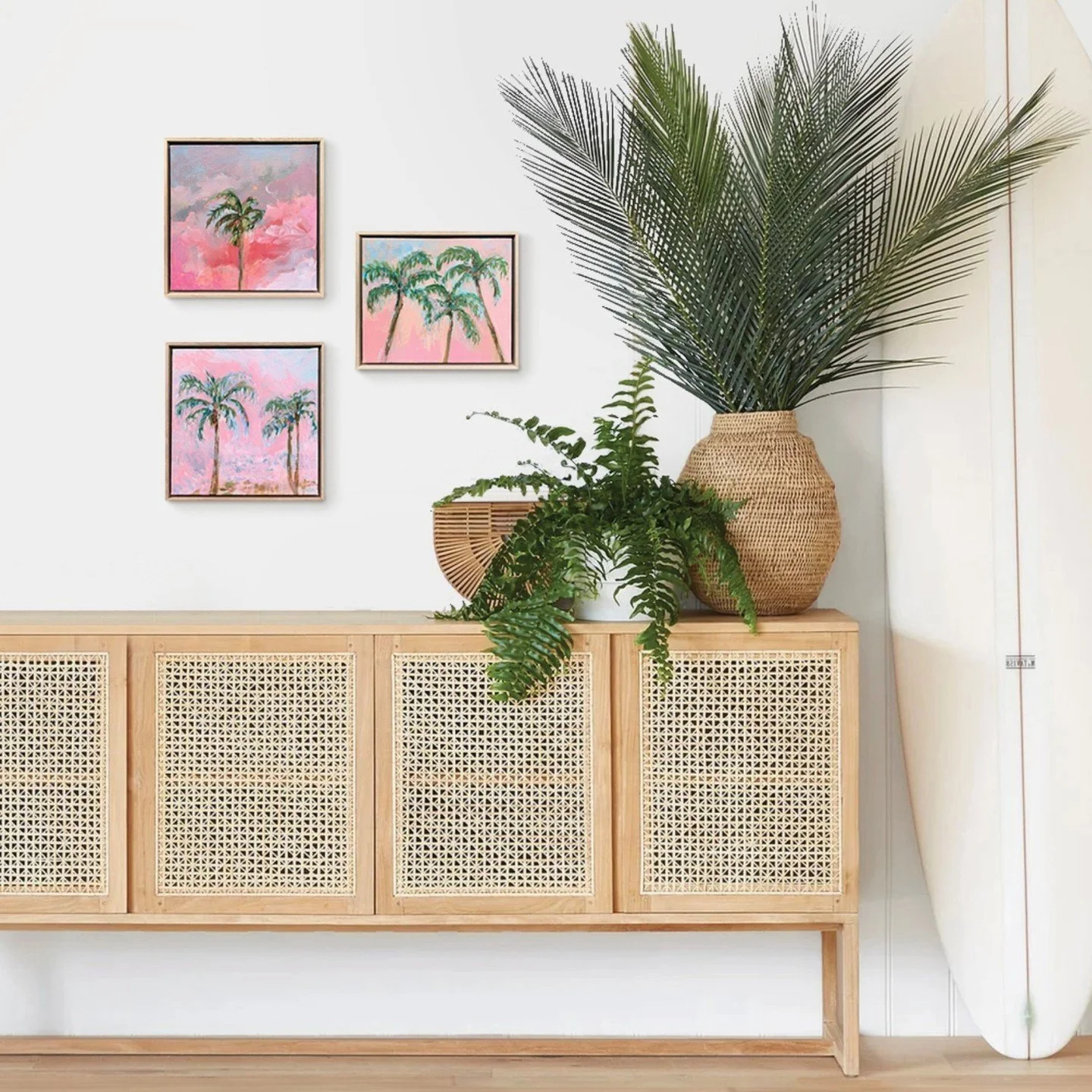 It's been a rainy week here, so shout out to these little cuties spreading the sunshine 🌴💖

You can find them online under the artist tab @arttoart_ / arttoart.com.au 👋

Oh, and you can also find my 2 LATEST pieces there too! Check out the Story T