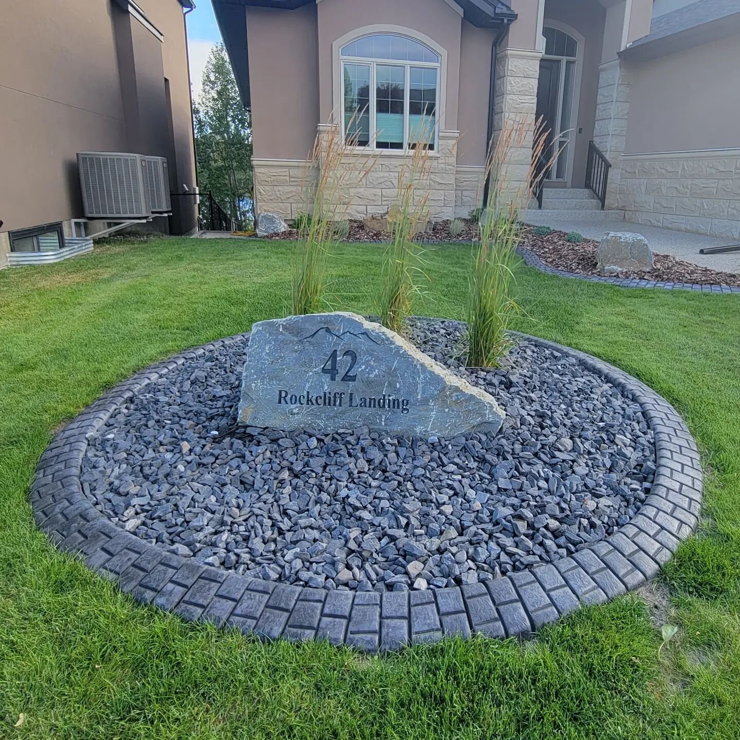 Looking to make your front yard a little more classy?

Ask us about our address rocks!

#yournaturalstonespecialists #landscaping #construction #yyc #calgary #addressrock #kootneybrownstone