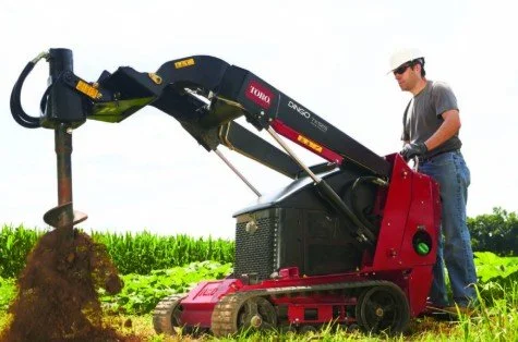 Toro525auguring.jpg