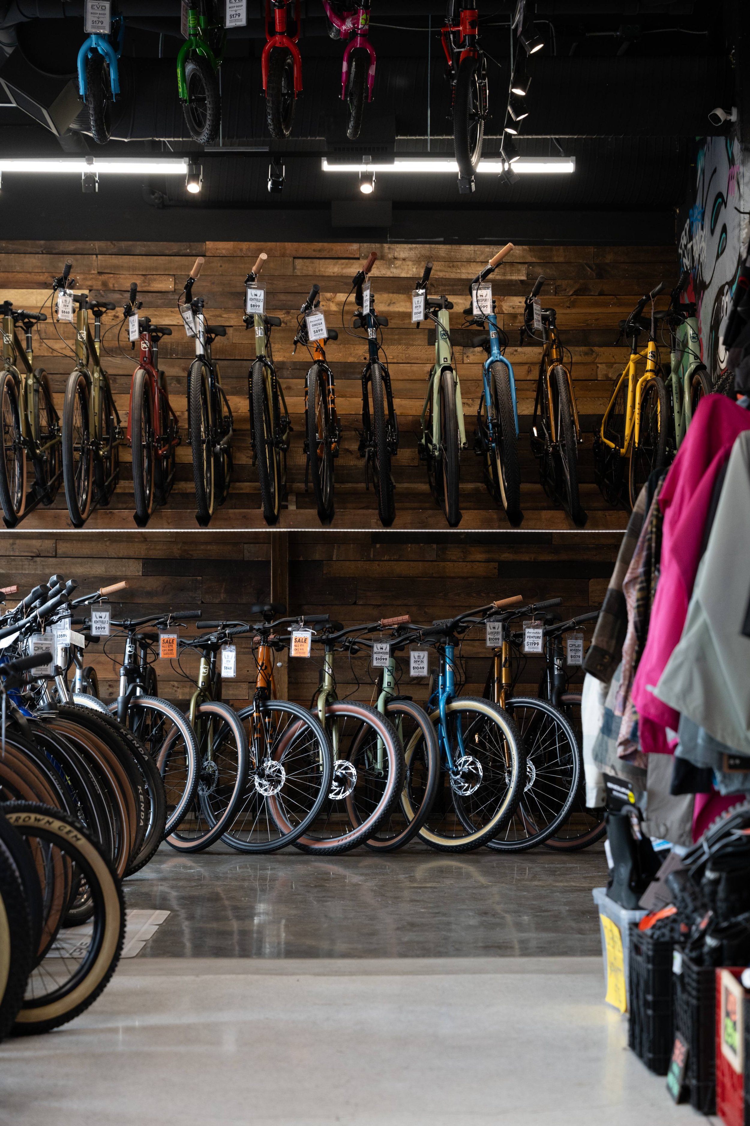 NGNM-BikeNBrew-5957.jpg