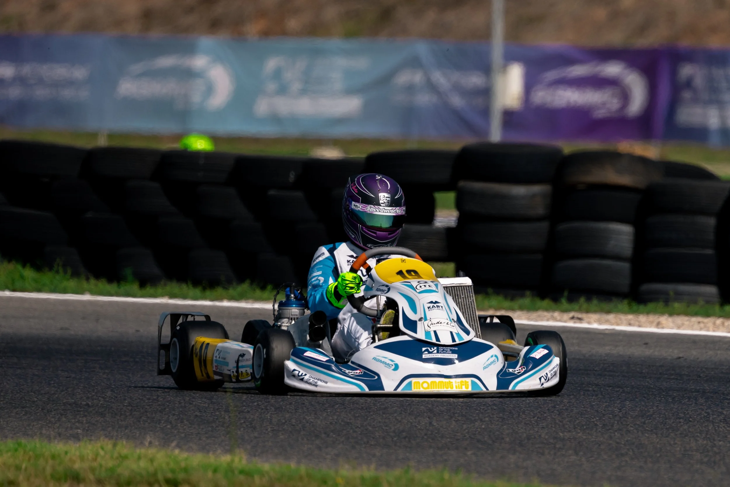 EHRAT_CHAMPIONSASPAR_0926_S-MD.7 2.jpeg