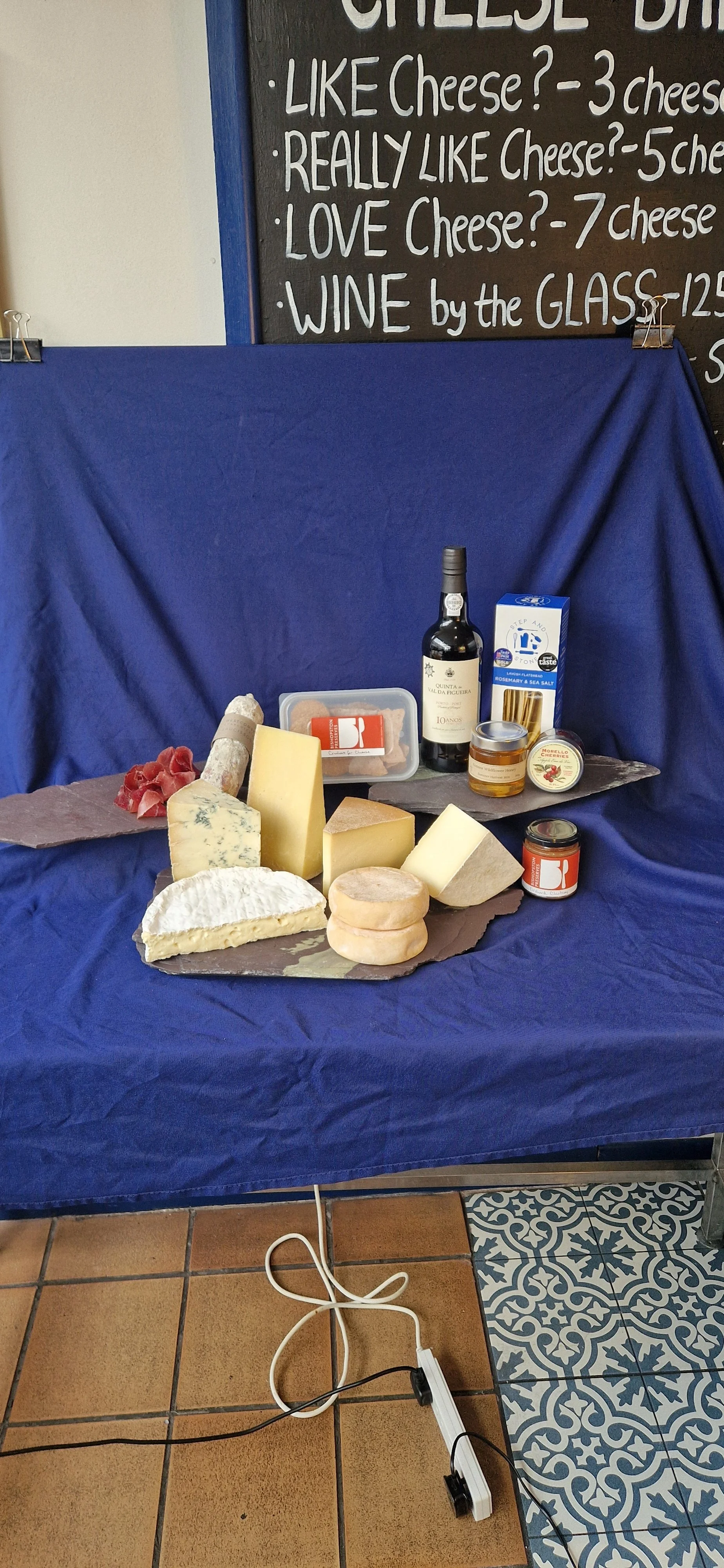 The Showstopper Selection (for 10)