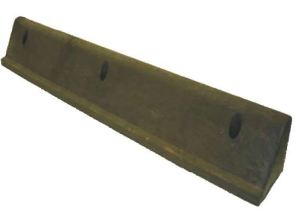 Cordolo per delimitazione aiuola in materiale riciclato nero