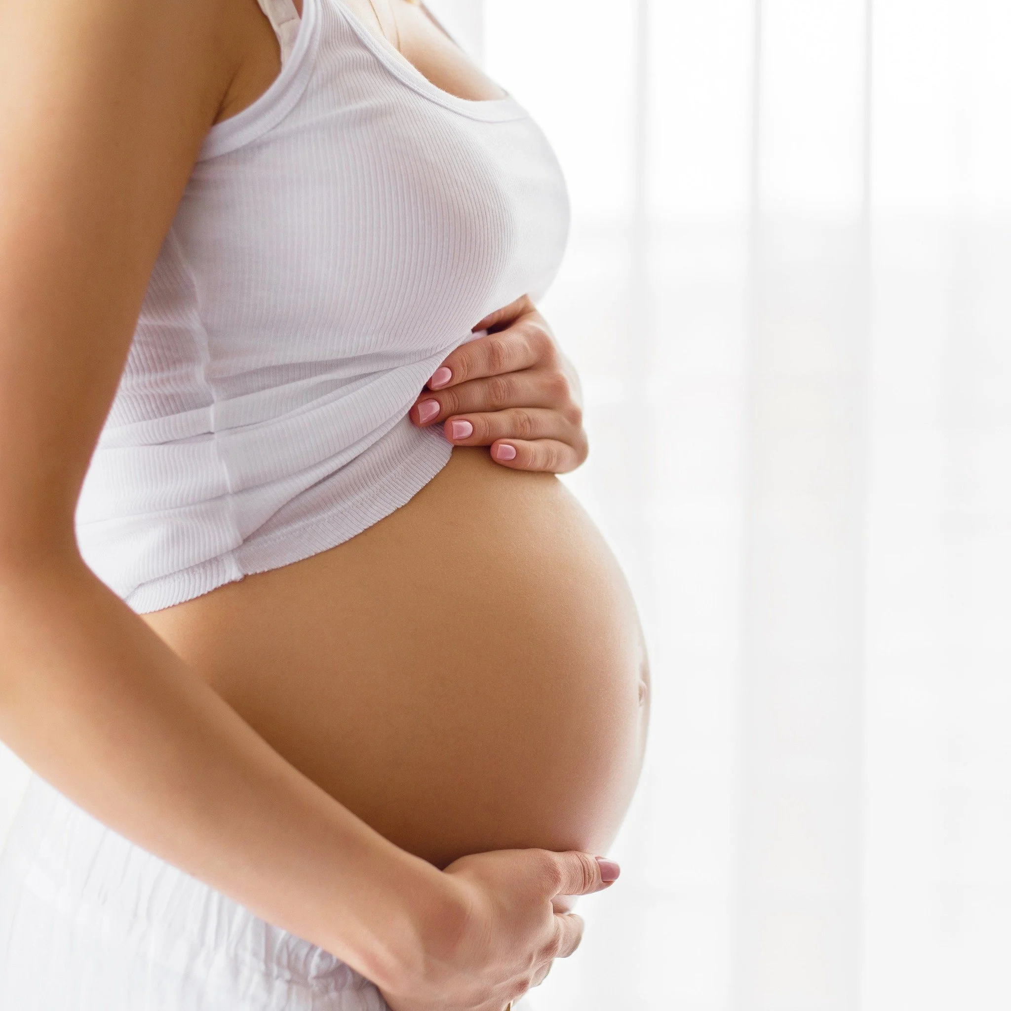 L'arriv&eacute;e d'un heureux &eacute;v&egrave;nement approche ?

Je vous propose de venir d&eacute;couvrir le massage relaxant femme enceinte, adapt&eacute; &agrave; vos besoins et envies pour un moment de bien &ecirc;tre rien que pour vous! 

Vous 