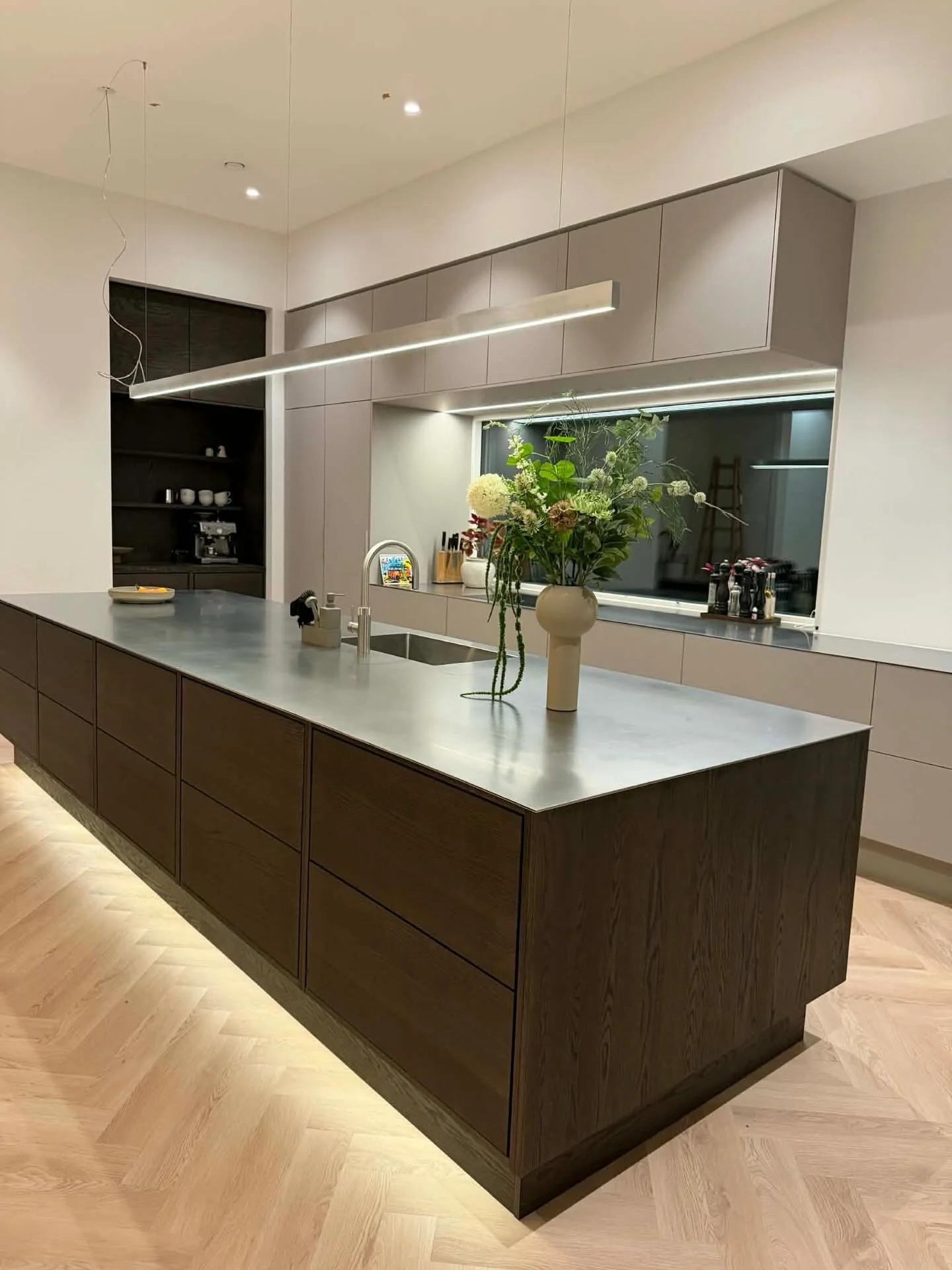 Vi har en sp&aelig;ndende nyhed ✨

Vi er begyndt at producere vores egne pendler &ndash; med fokus p&aring; kvalitet og design.
Alle pendler laves custom made:
✔️ L&aelig;ngde
✔️ Led-type
Skriv til os, hvis du vil h&oslash;re mere eller bestille 💡

