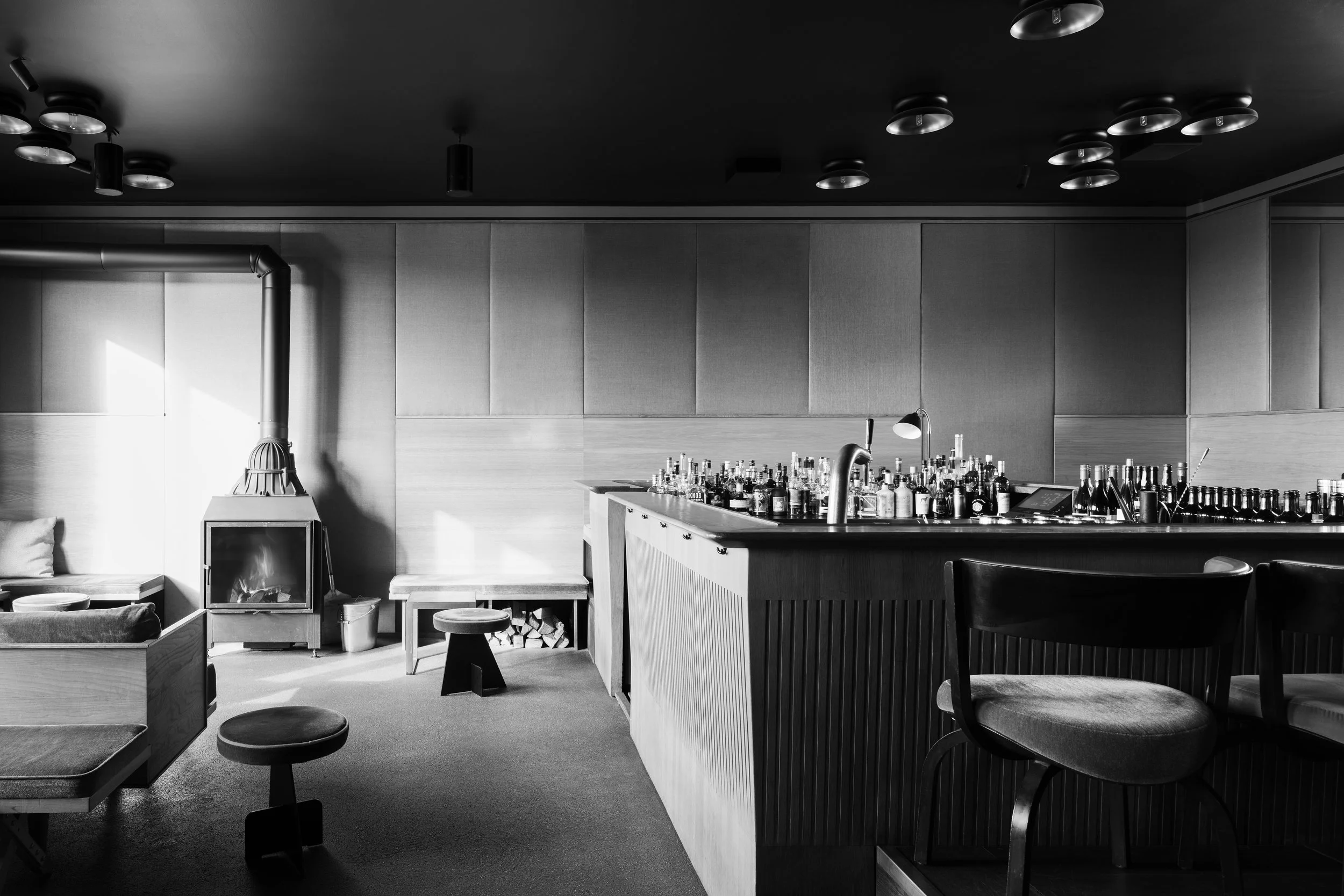 Gallery 1 — COCKTAIL X