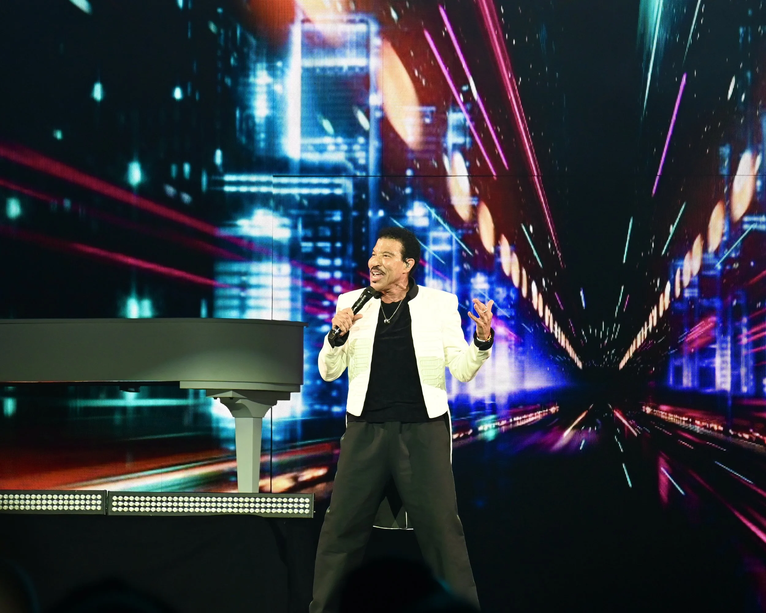 Lionel Richie by Kim Reed.JPG
