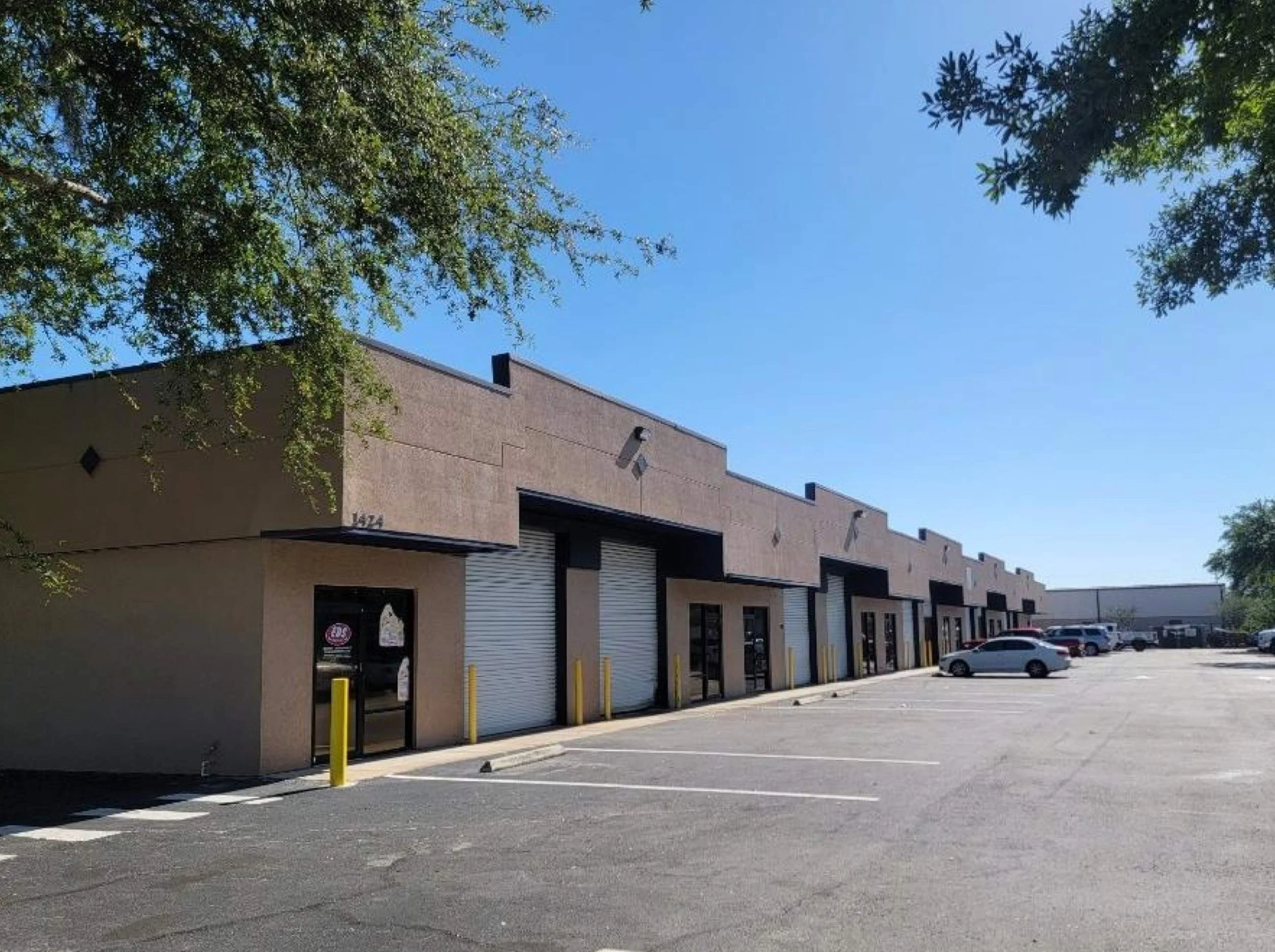Hamlin Small-Bay Industrial