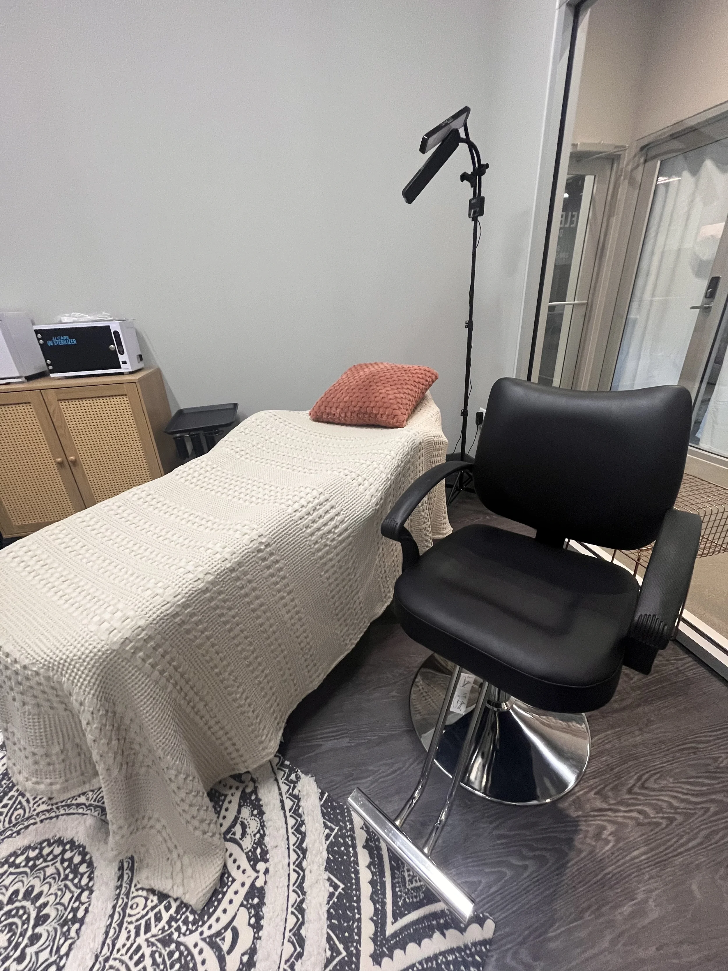 salon-space-liberty-center.webp