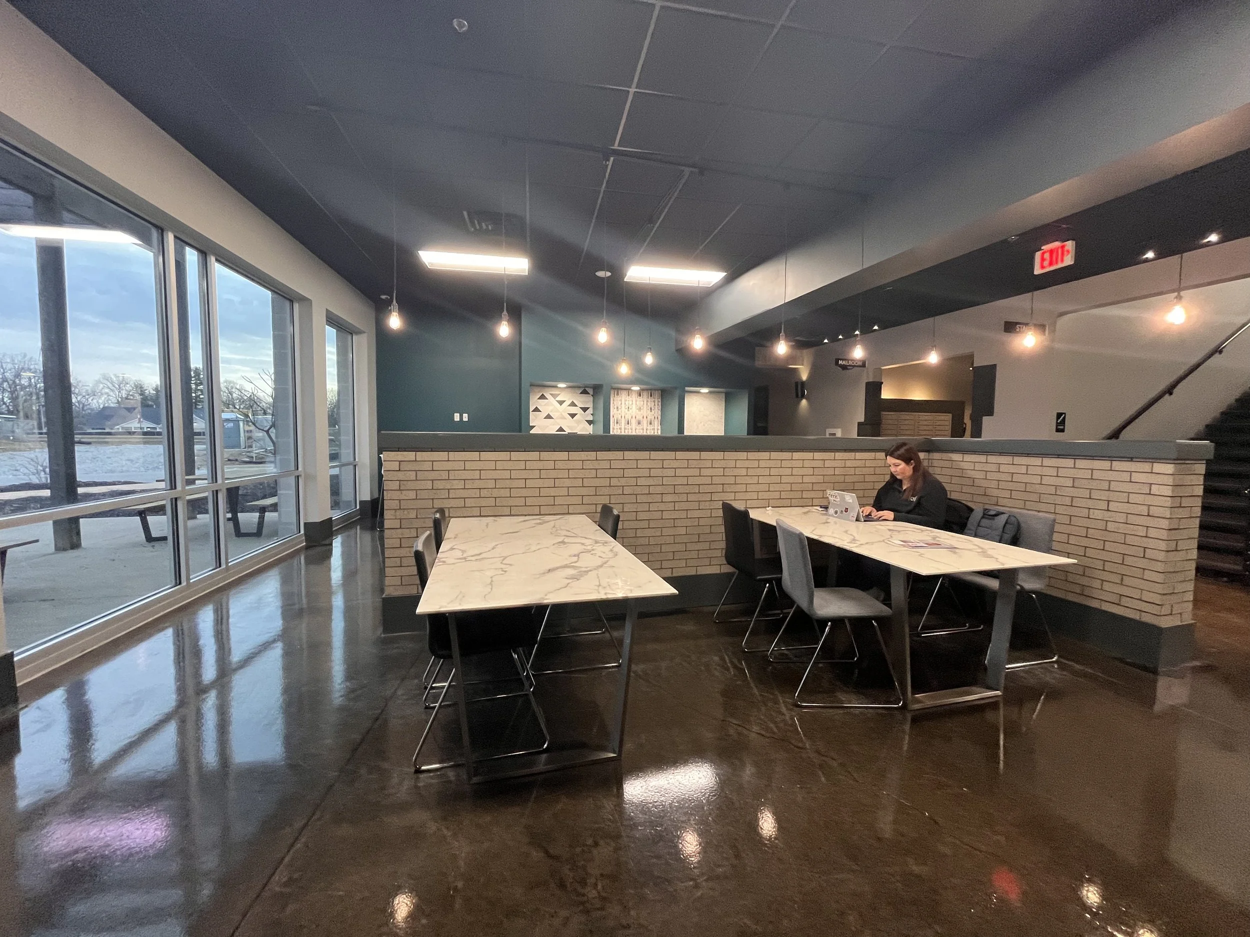 elevate office suites brownsburg coworking space